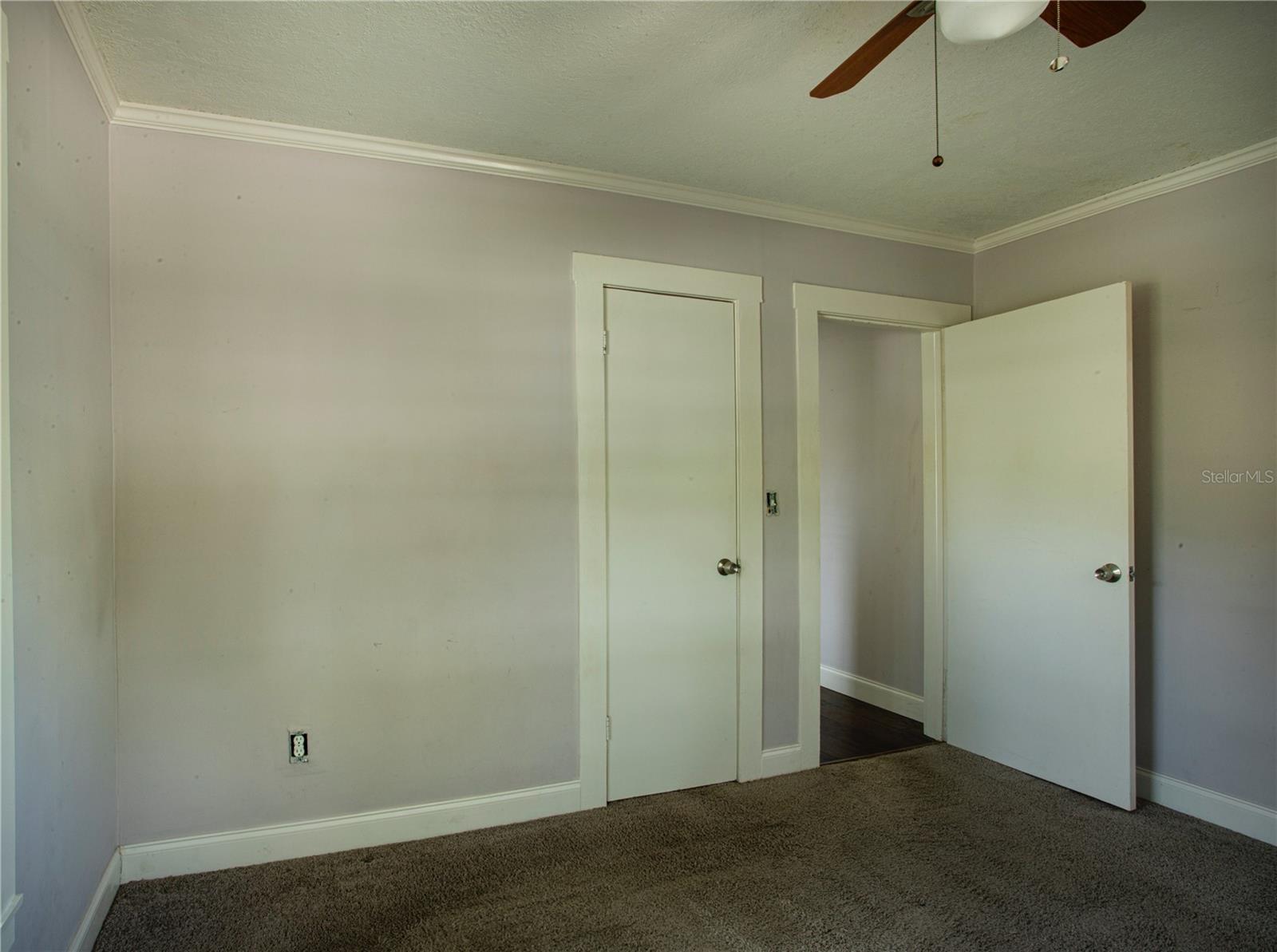 Image 14 of 23 For 4009 Seminole Avenue