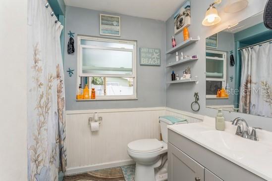 Listing photo id 22 for 4544 Cynthia Lane