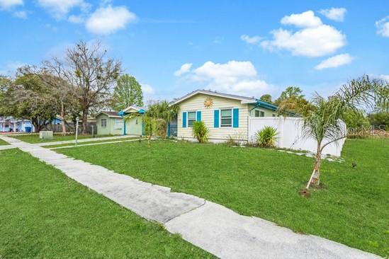 Listing photo id 26 for 4544 Cynthia Lane