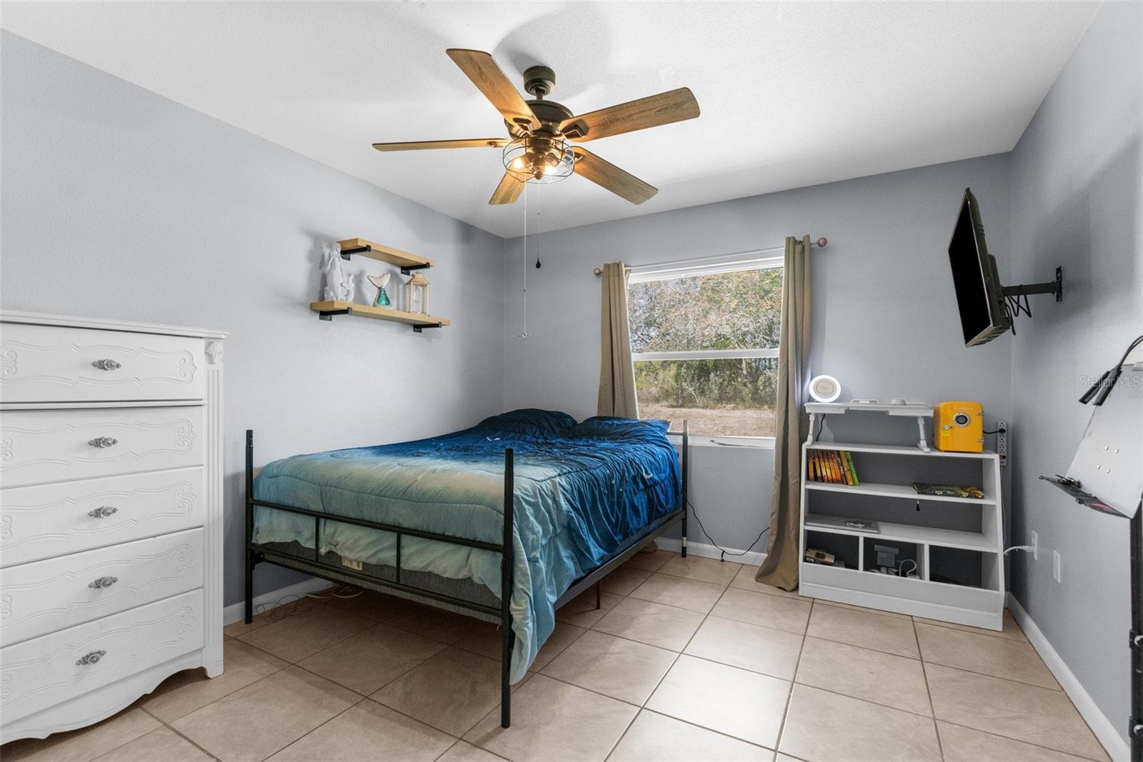 Image 16 of 48 For 13415 Ester Drive