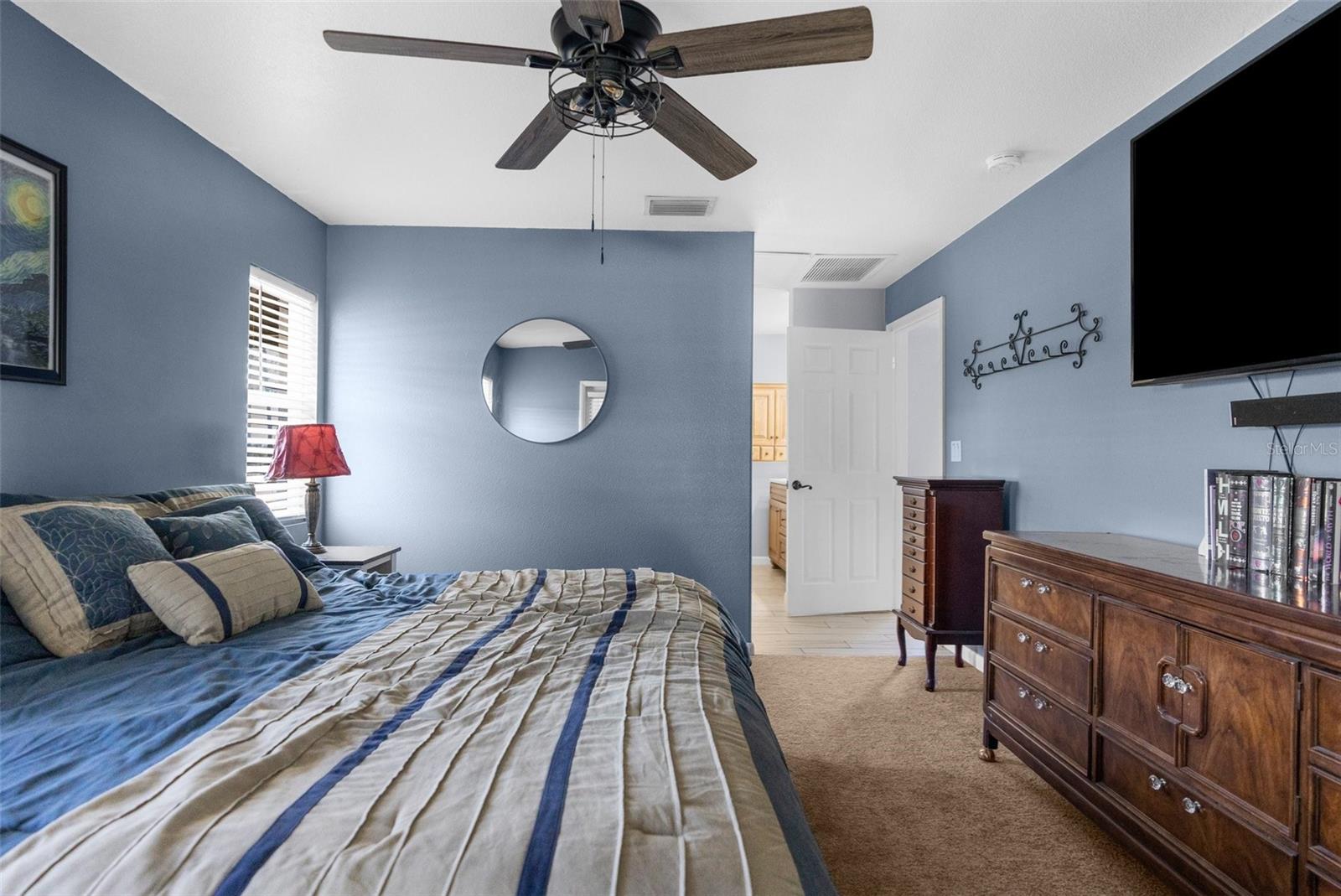 Image 22 of 48 For 13415 Ester Drive