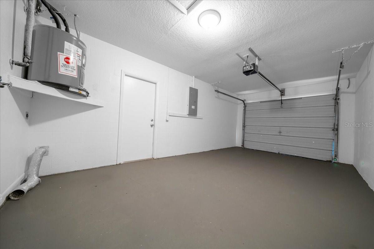 Image 46 of 73 For 7048 Oberon Avenue