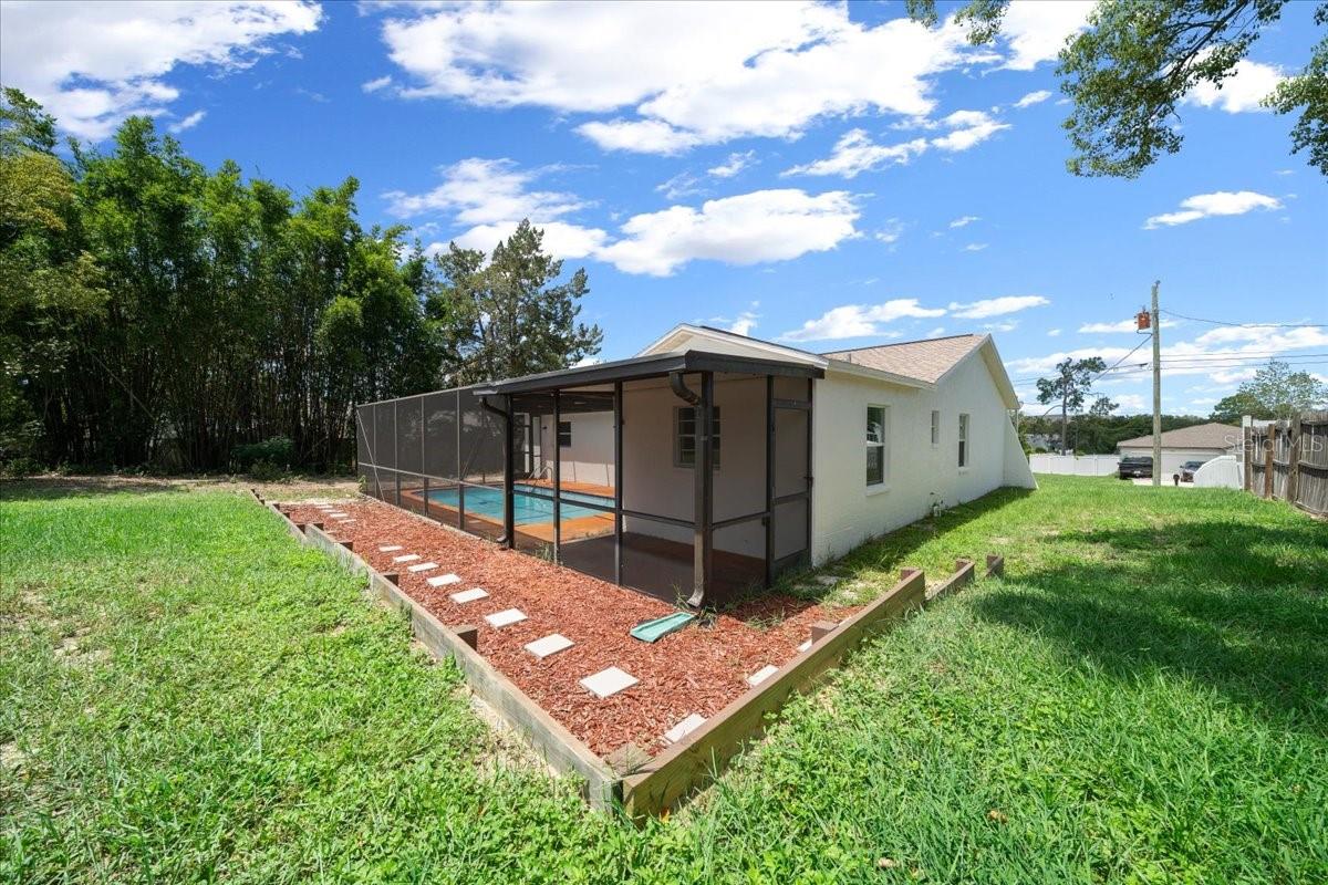 Image 51 of 73 For 7048 Oberon Avenue