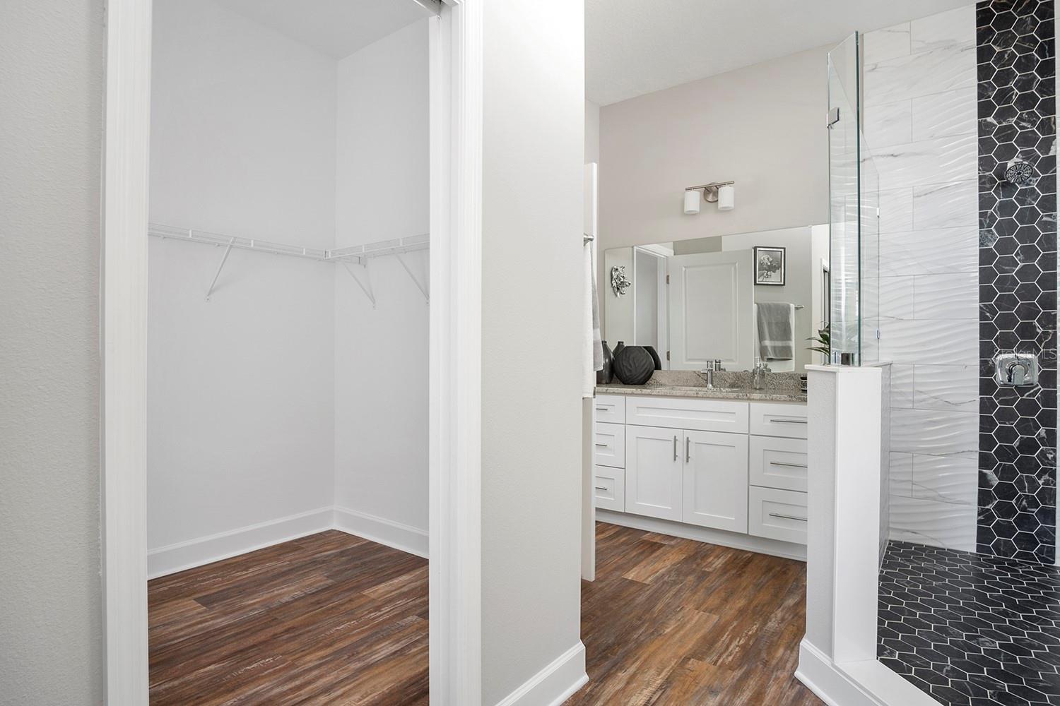 Listing photo id 13 for 3 Dahlia Court N