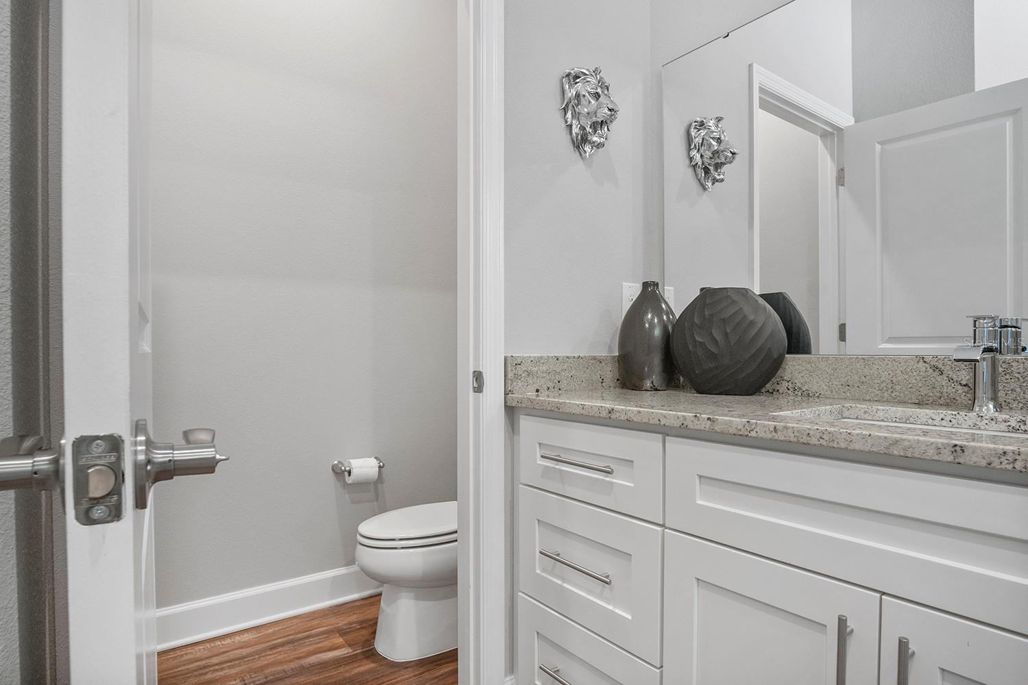 Listing photo id 23 for 3 Dahlia Court N