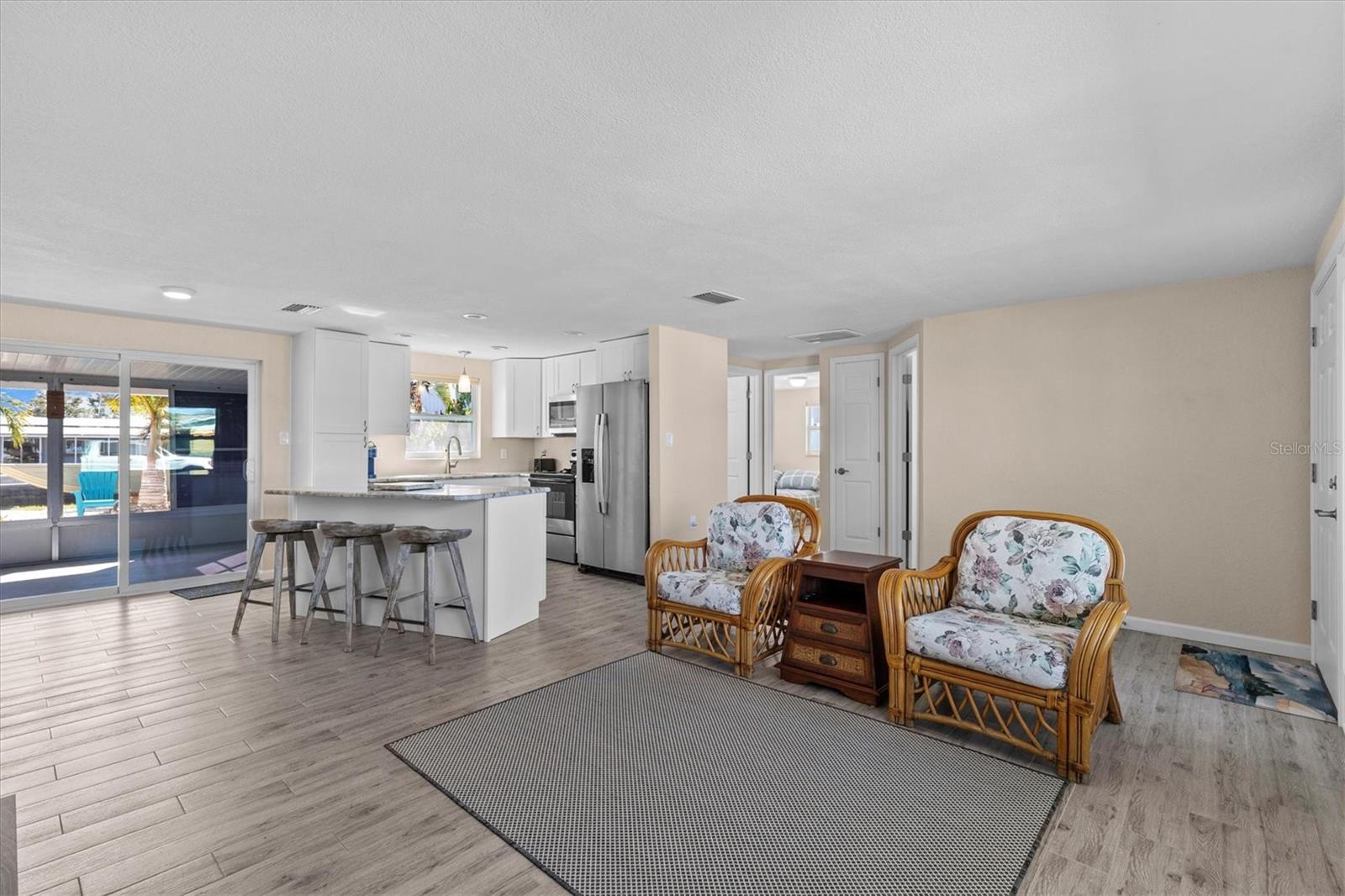 Image 11 of 40 For 13604 Maria Drive