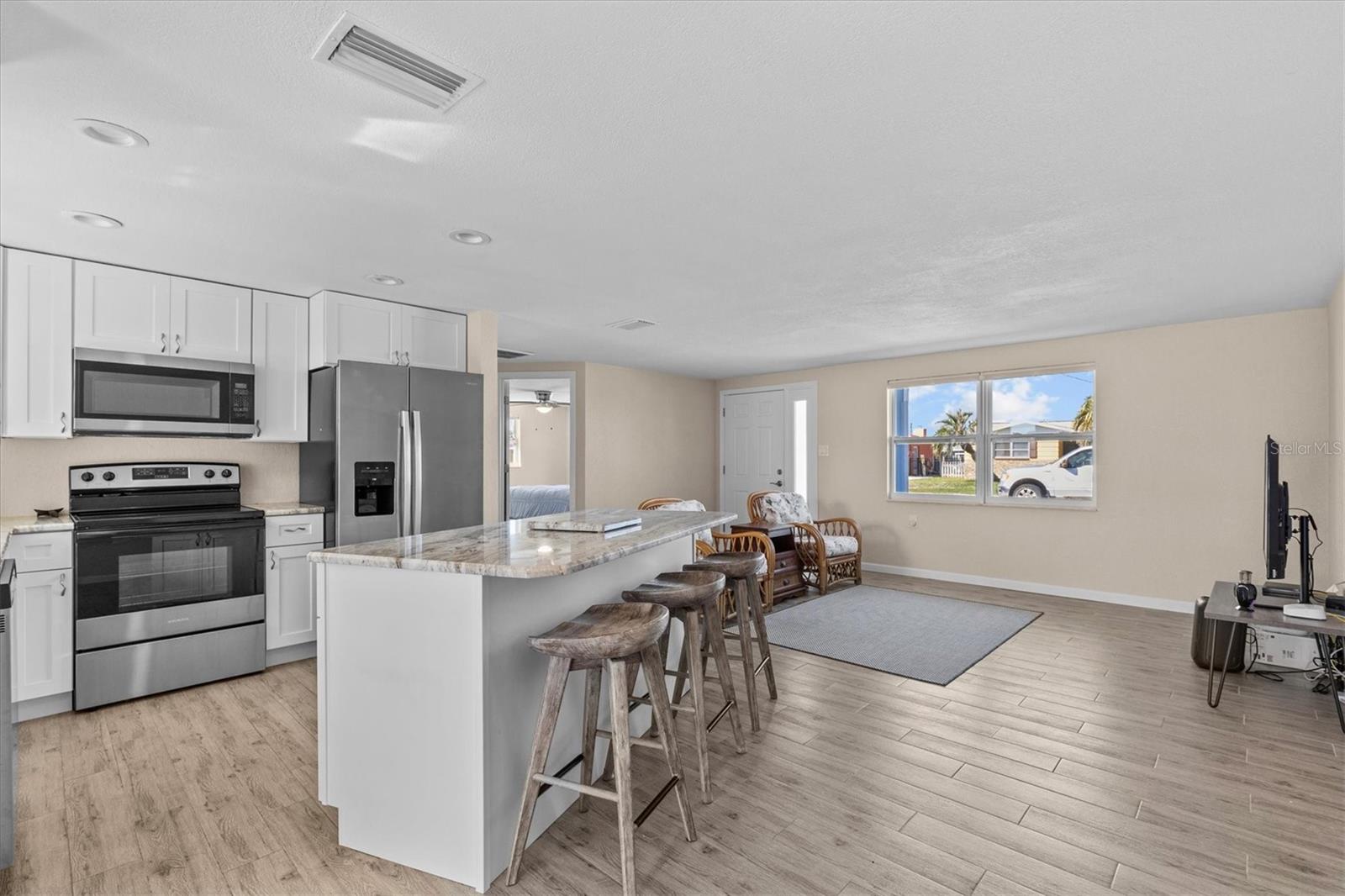 Image 14 of 40 For 13604 Maria Drive