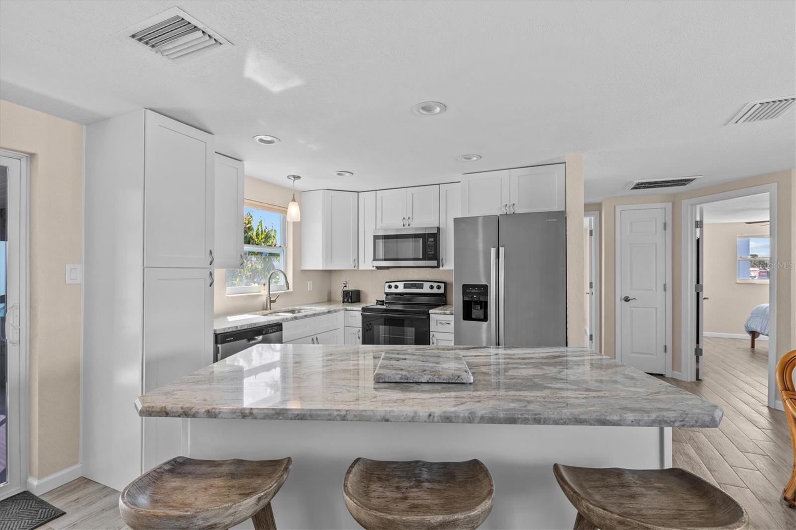 Image 16 of 40 For 13604 Maria Drive