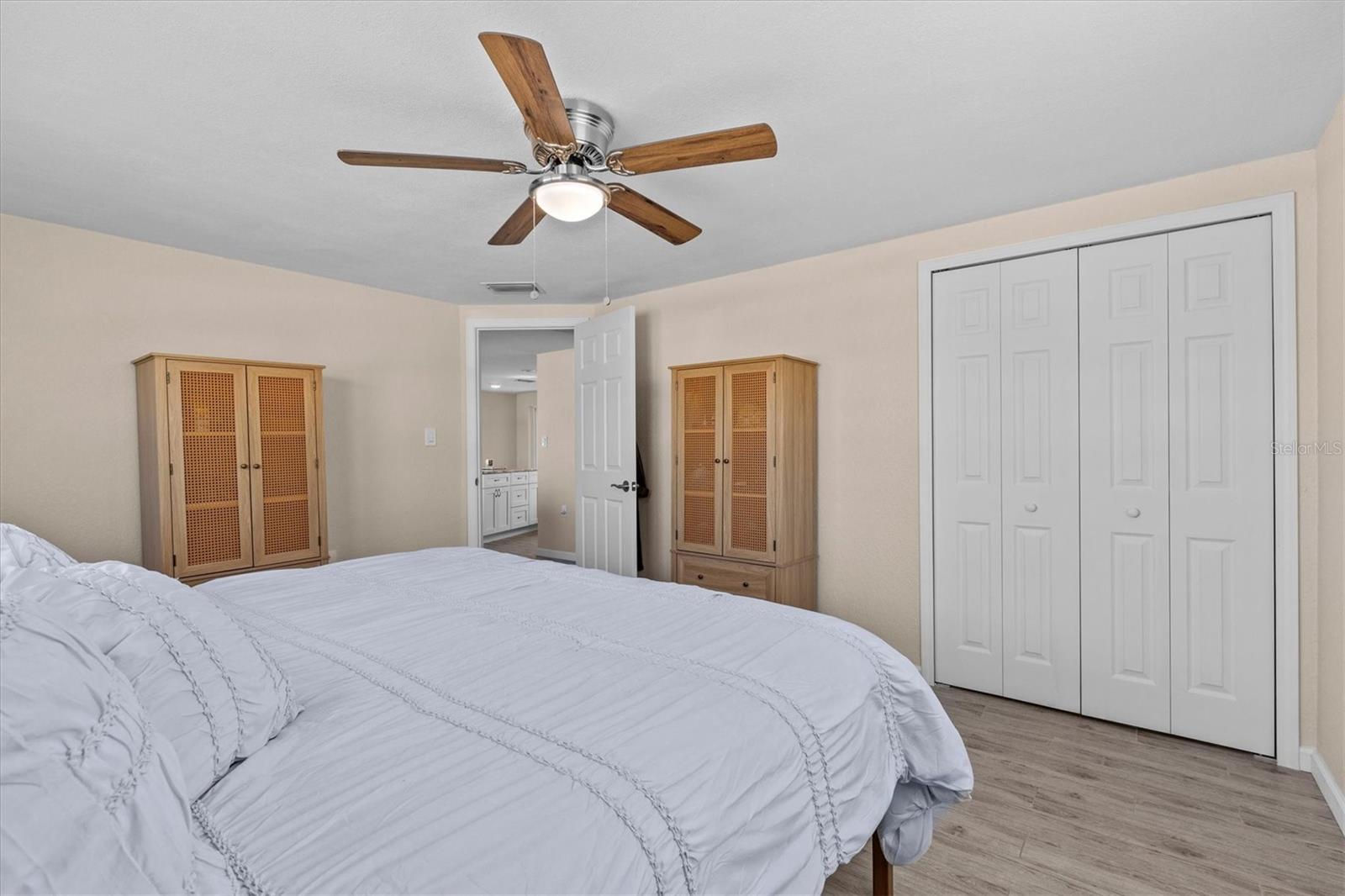 Image 20 of 40 For 13604 Maria Drive
