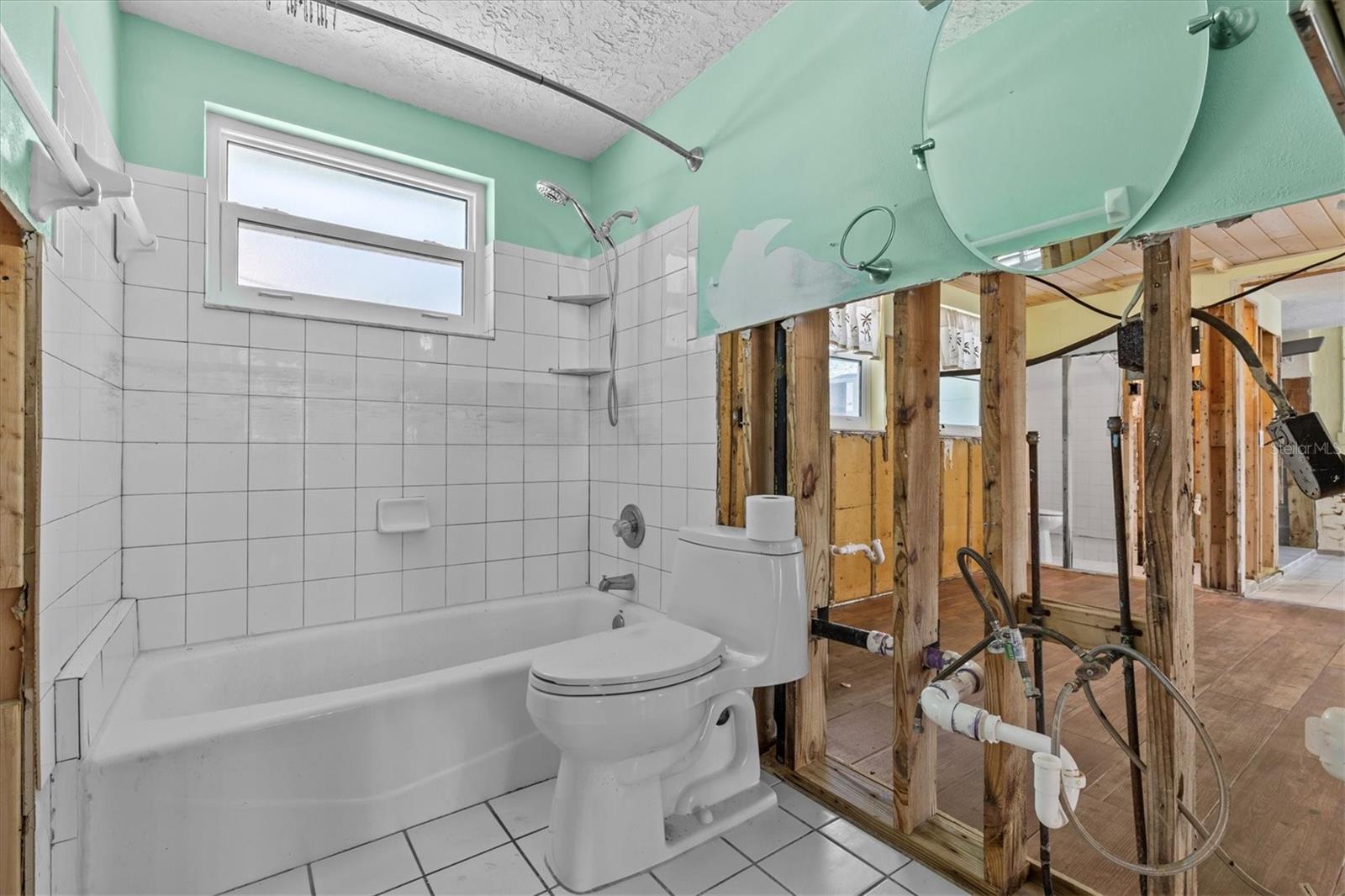 Image 36 of 41 For 6090 Waverly Road
