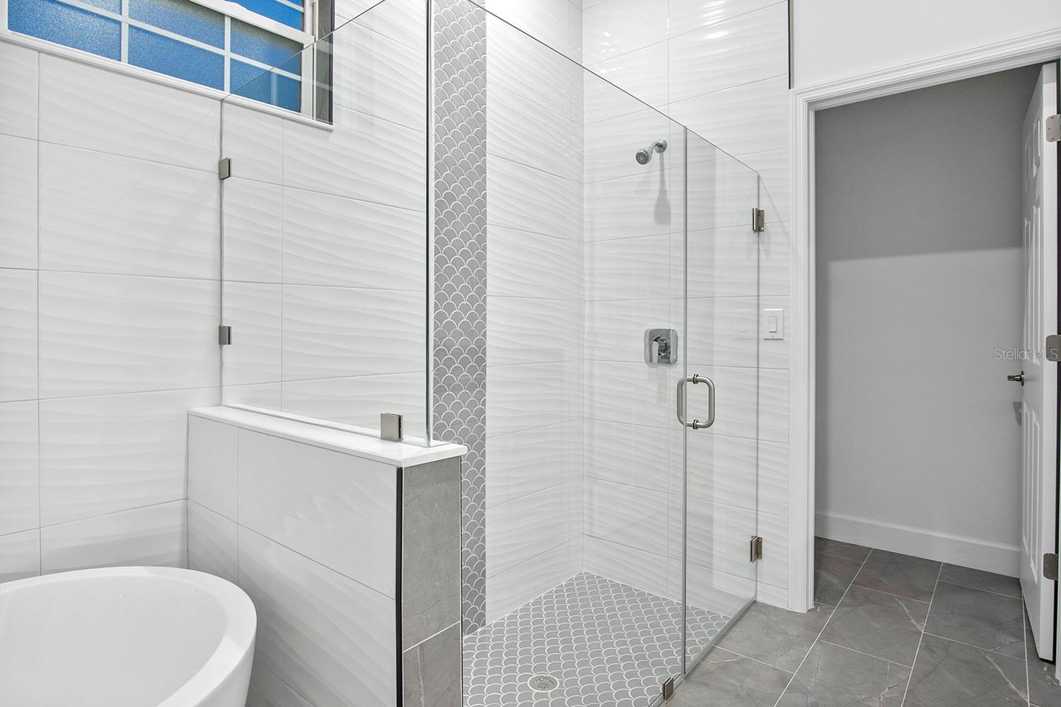 Image 12 of 28 For 9 Dusty Miller Court