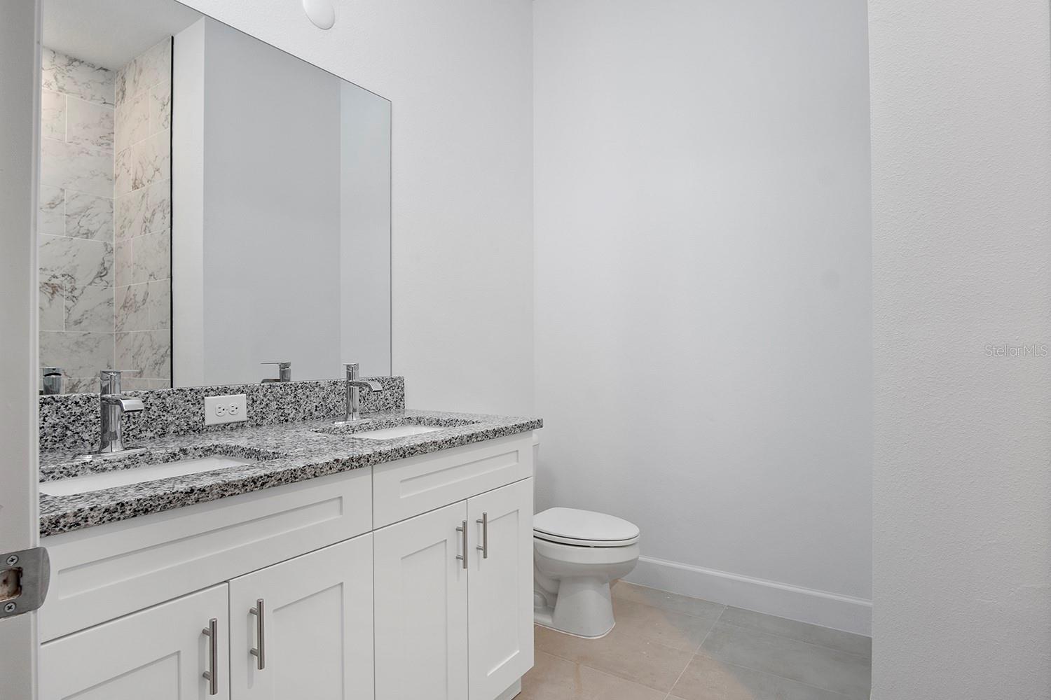 Image 16 of 28 For 9 Dusty Miller Court