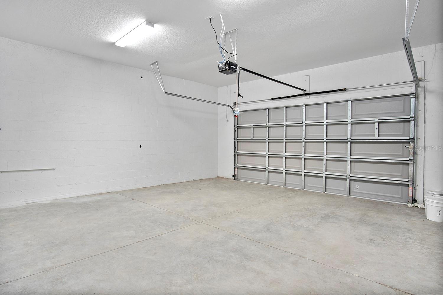 Image 19 of 28 For 9 Dusty Miller Court