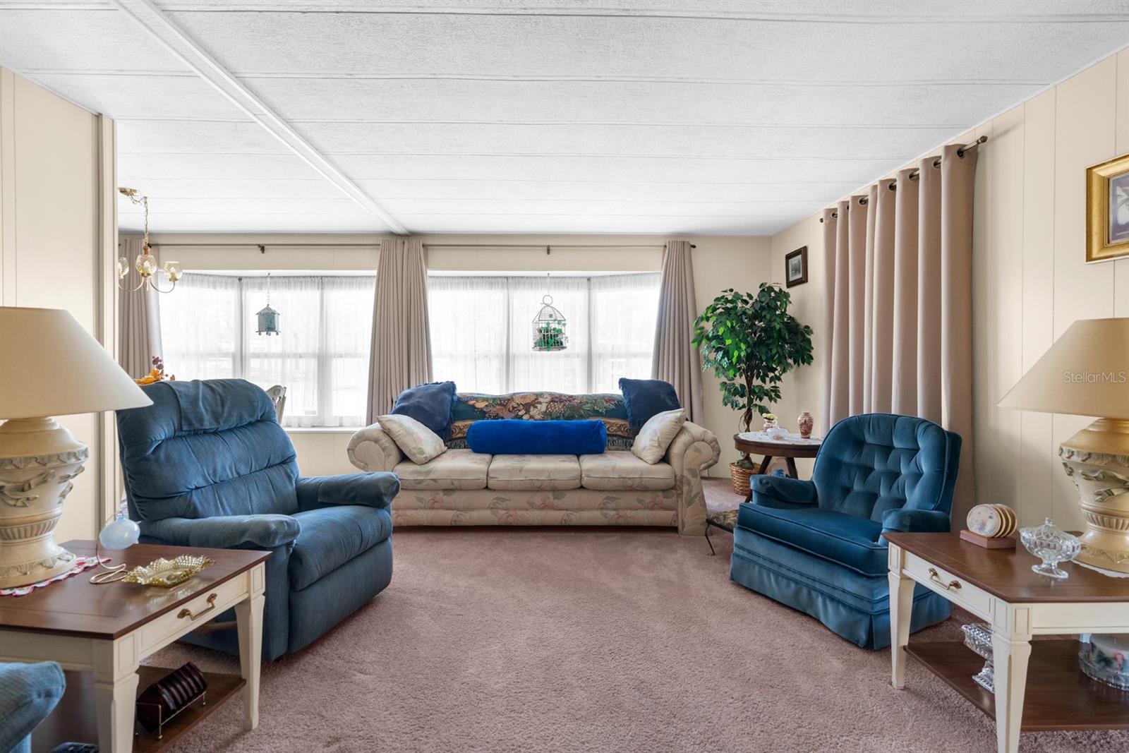 Image 4 of 34 For 8134 Baycrest Drive