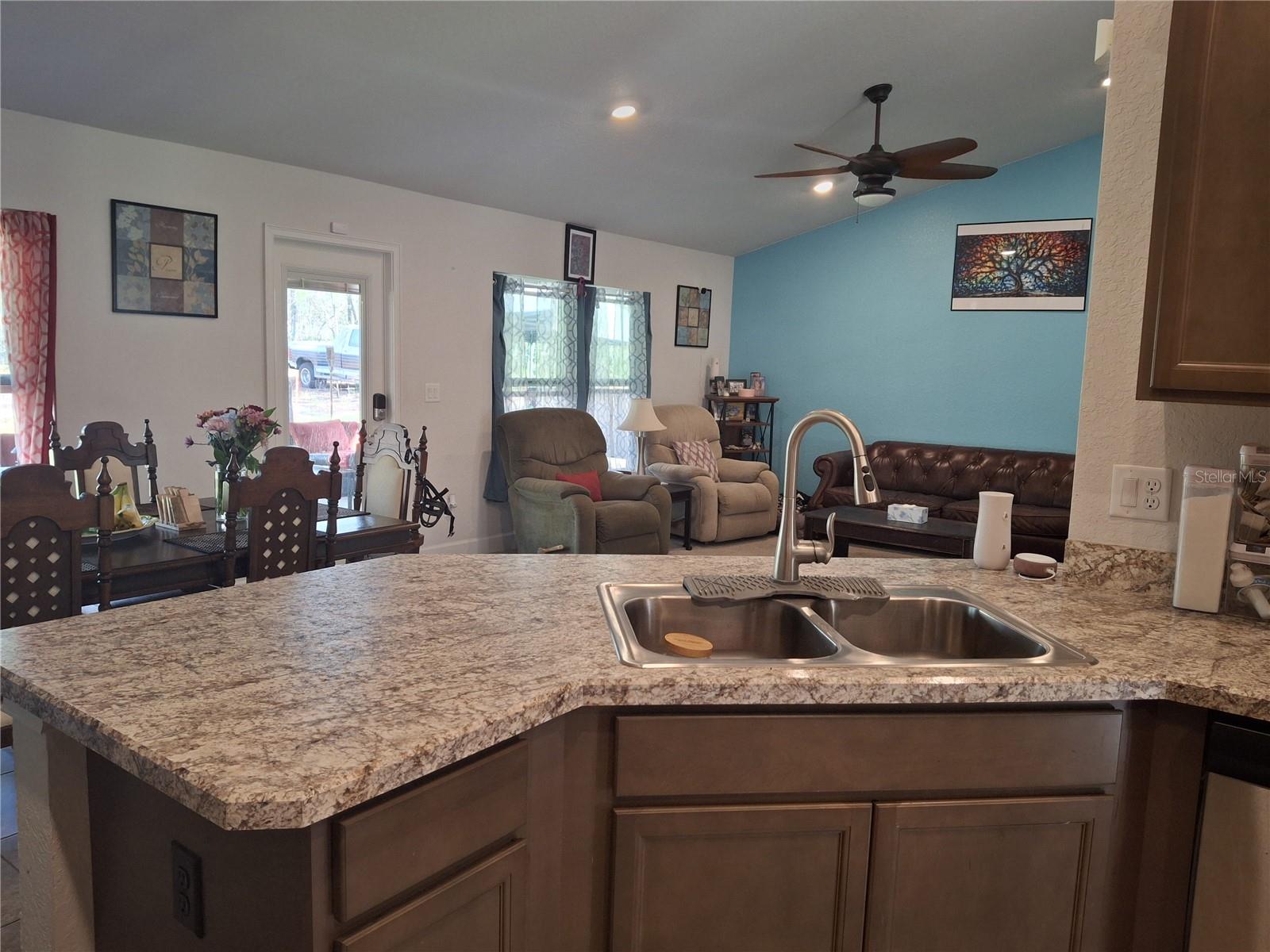 Image 3 of 23 For 18336 Macek Road