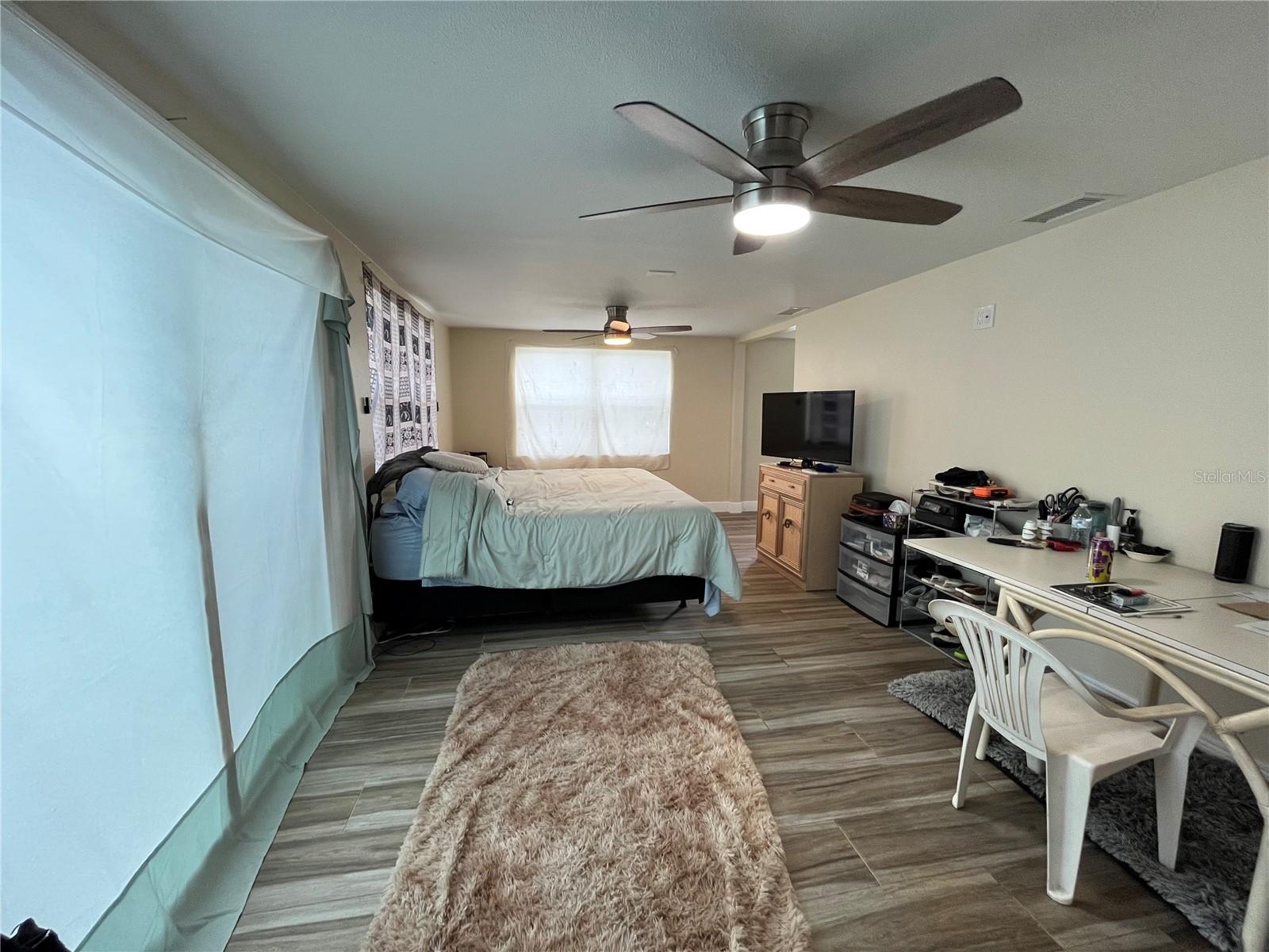 Image 14 of 26 For 13630 Lagoon Drive