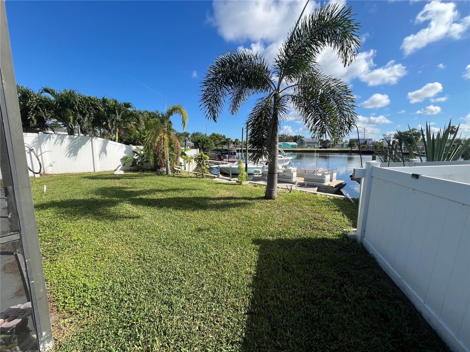 Image 19 of 26 For 13630 Lagoon Drive