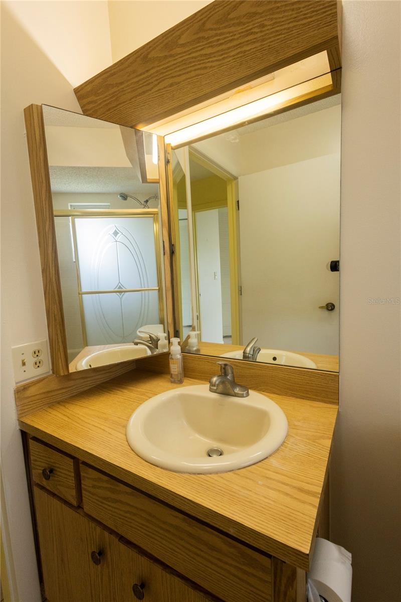 Image 22 of 41 For 8121 Casuarina Drive
