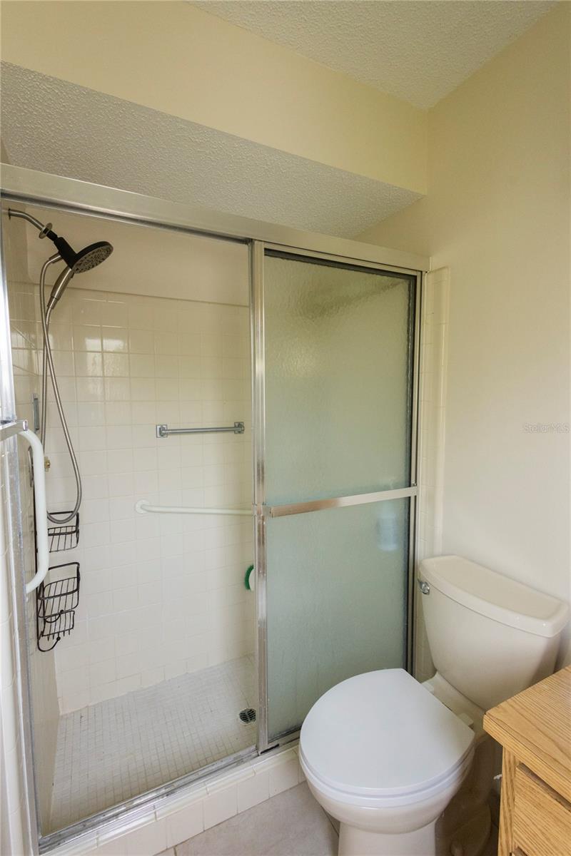 Image 28 of 41 For 8121 Casuarina Drive