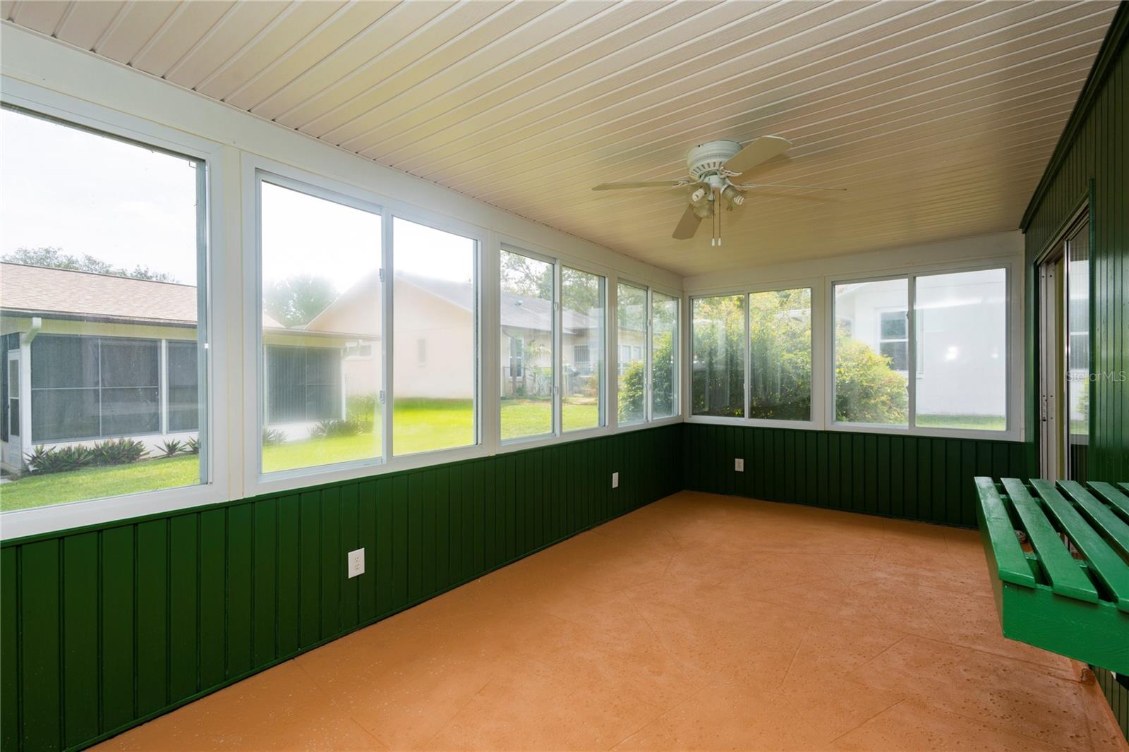 Image 34 of 41 For 8121 Casuarina Drive