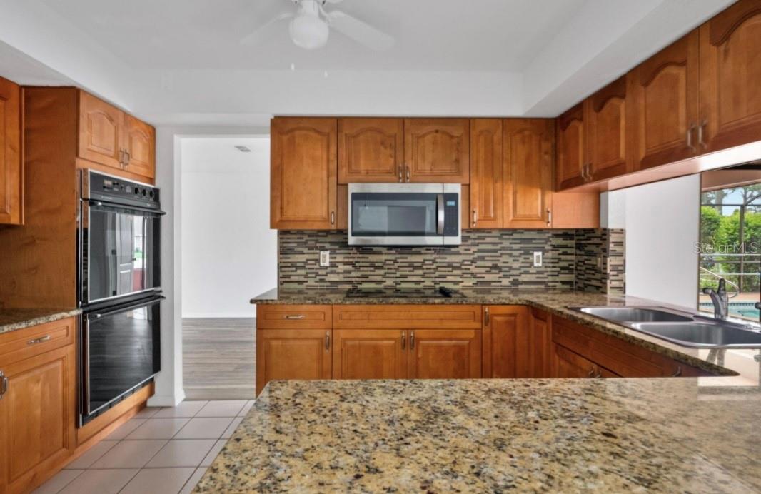 Image 13 of 55 For 8444 Boyce Street