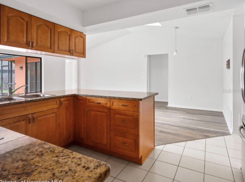 Image 18 of 55 For 8444 Boyce Street
