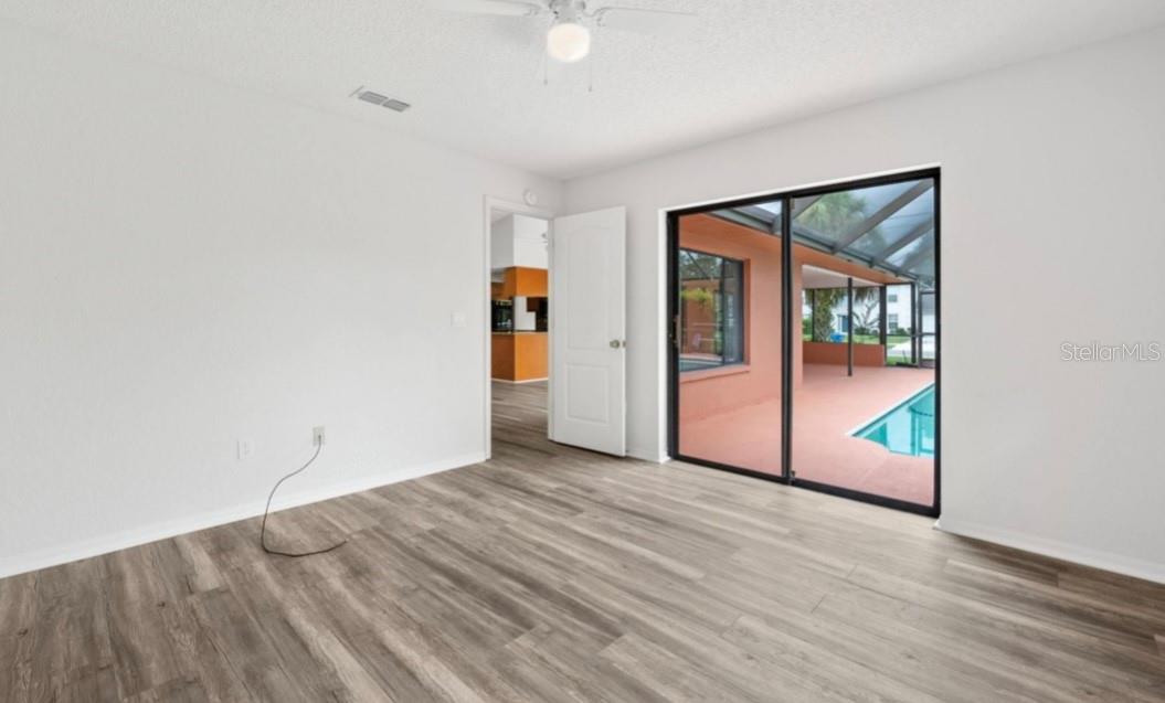 Image 33 of 55 For 8444 Boyce Street