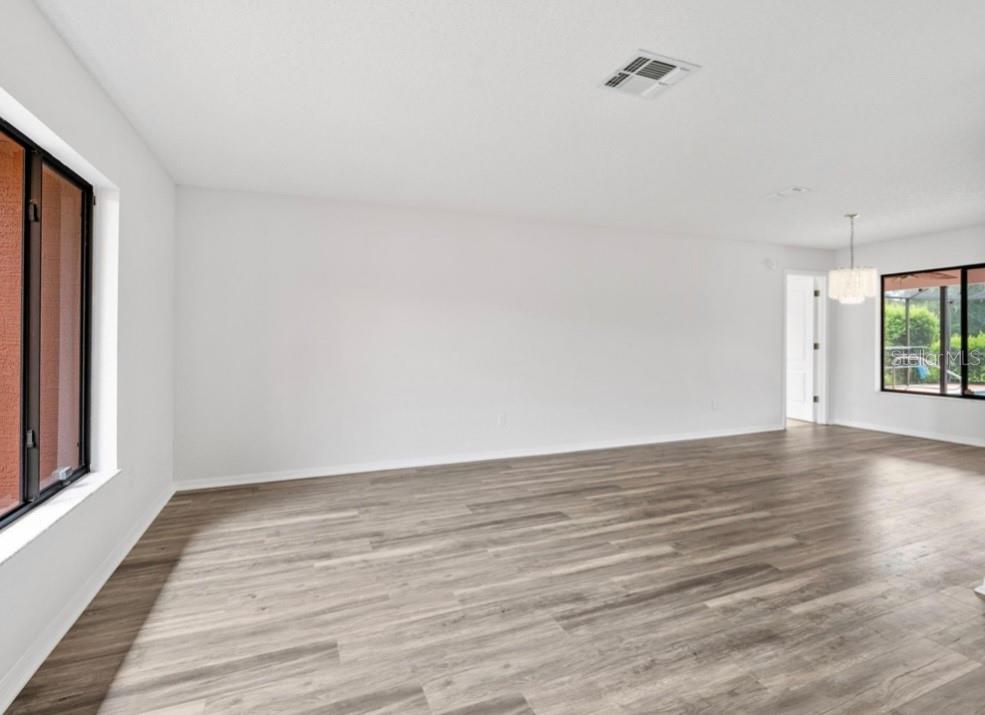 Image 7 of 55 For 8444 Boyce Street