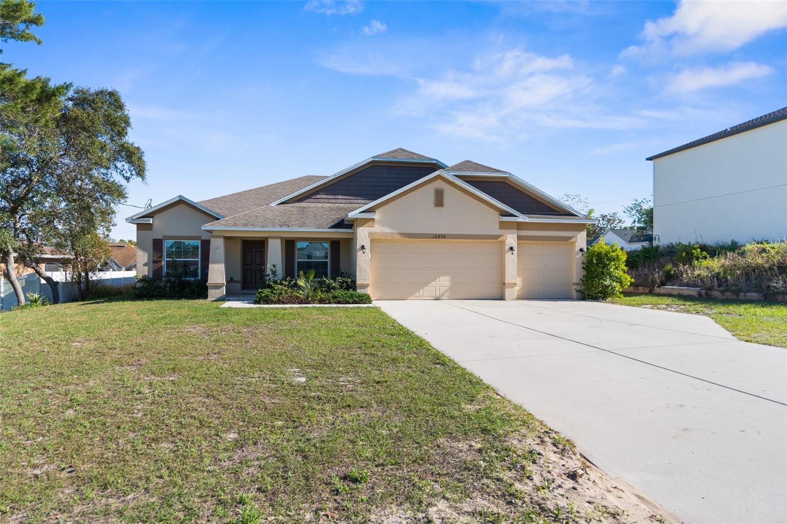 Details for 12450 Fish Cove Drive, SPRING HILL, FL 34609