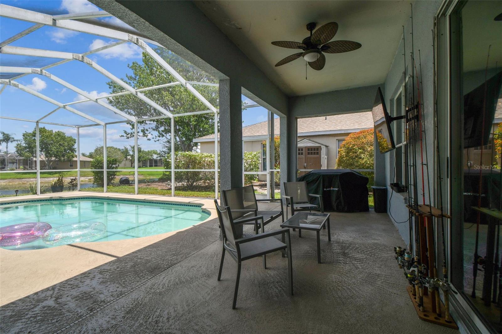 Image 25 of 31 For 22129 Yachtclub Terrace