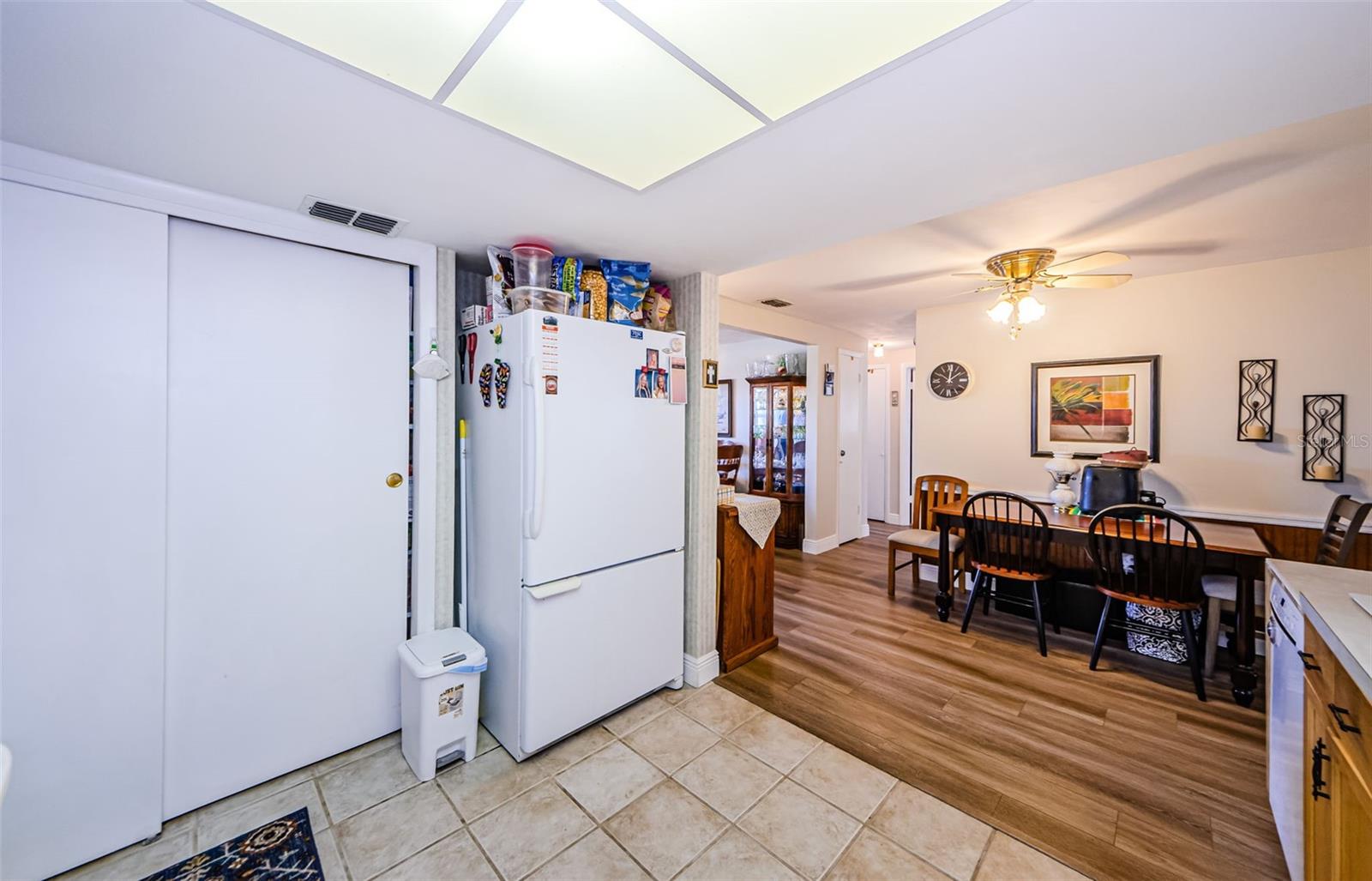 Listing photo id 24 for 4107 Glissade Drive