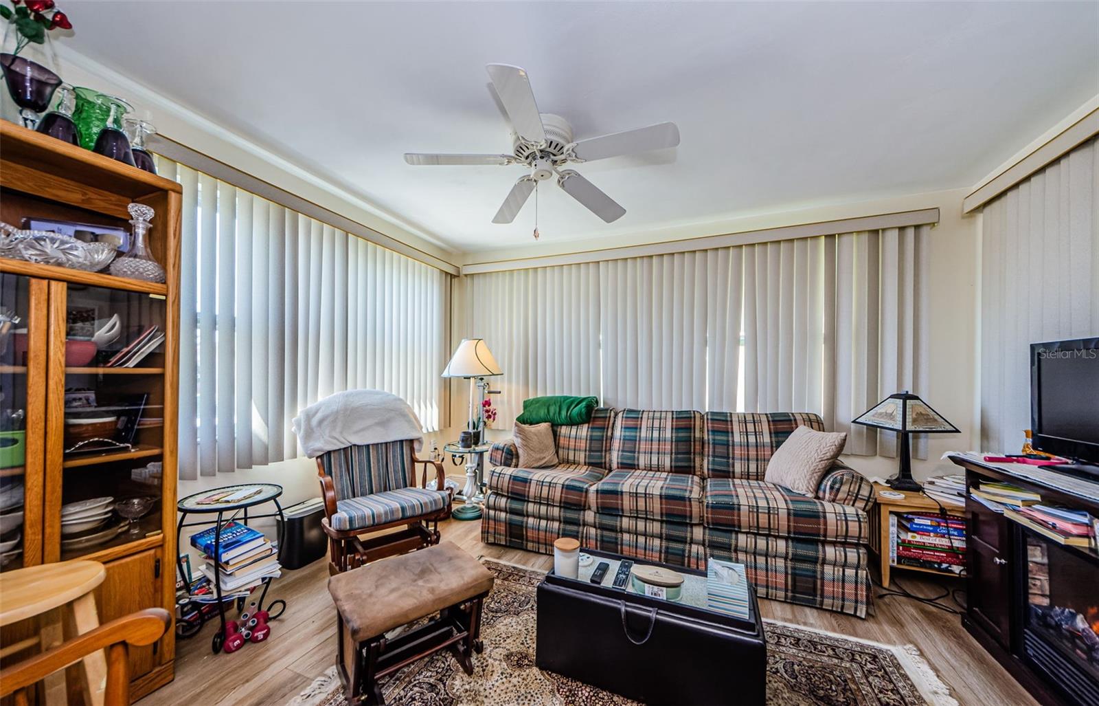 Listing photo id 29 for 4107 Glissade Drive