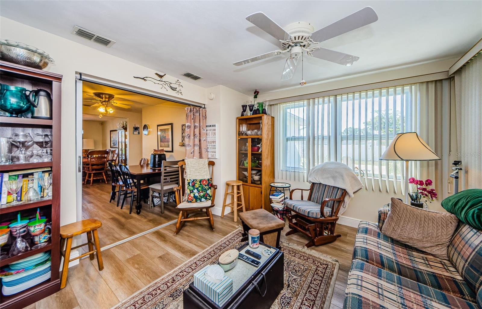 Listing photo id 31 for 4107 Glissade Drive