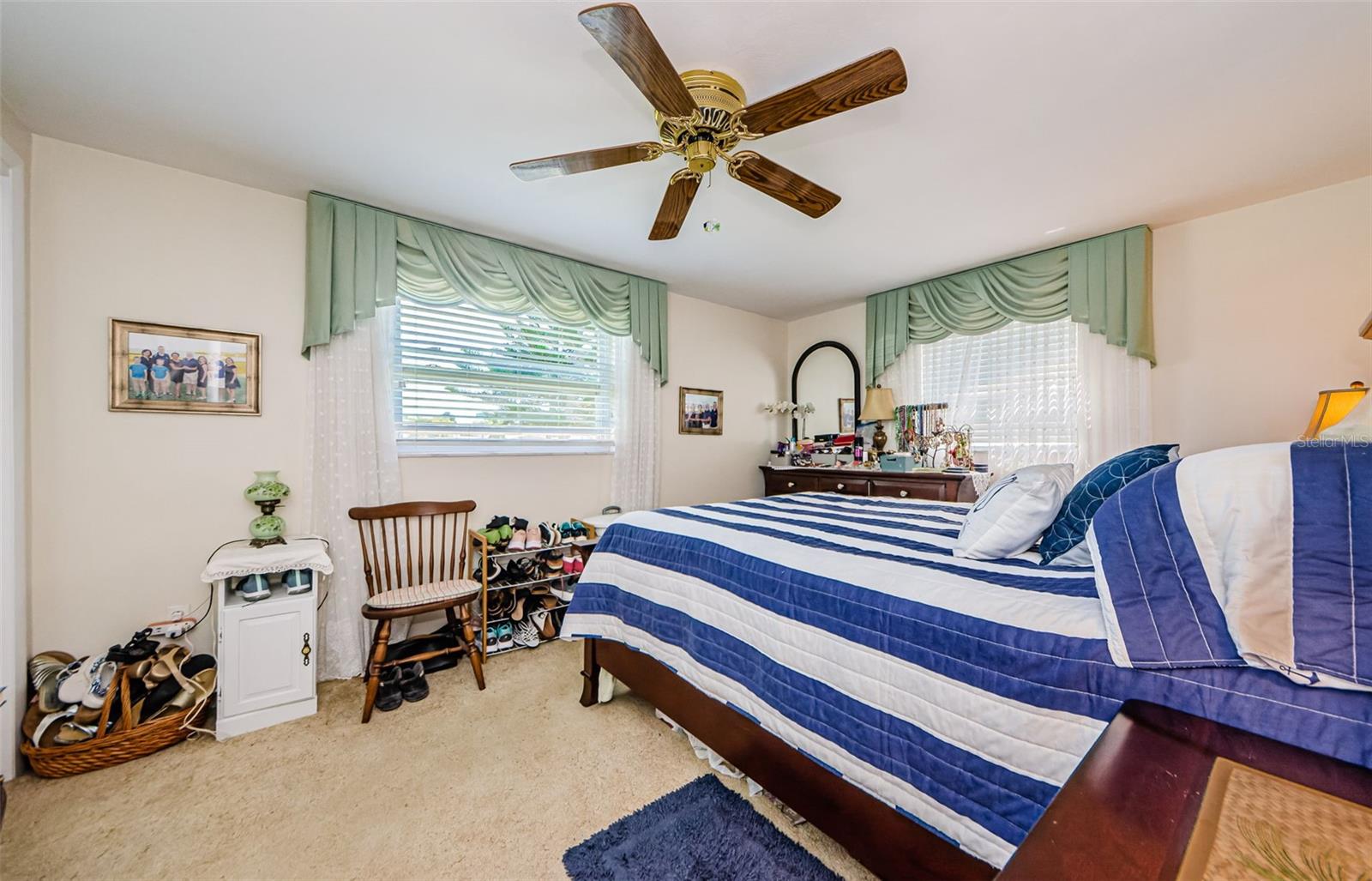 Listing photo id 34 for 4107 Glissade Drive
