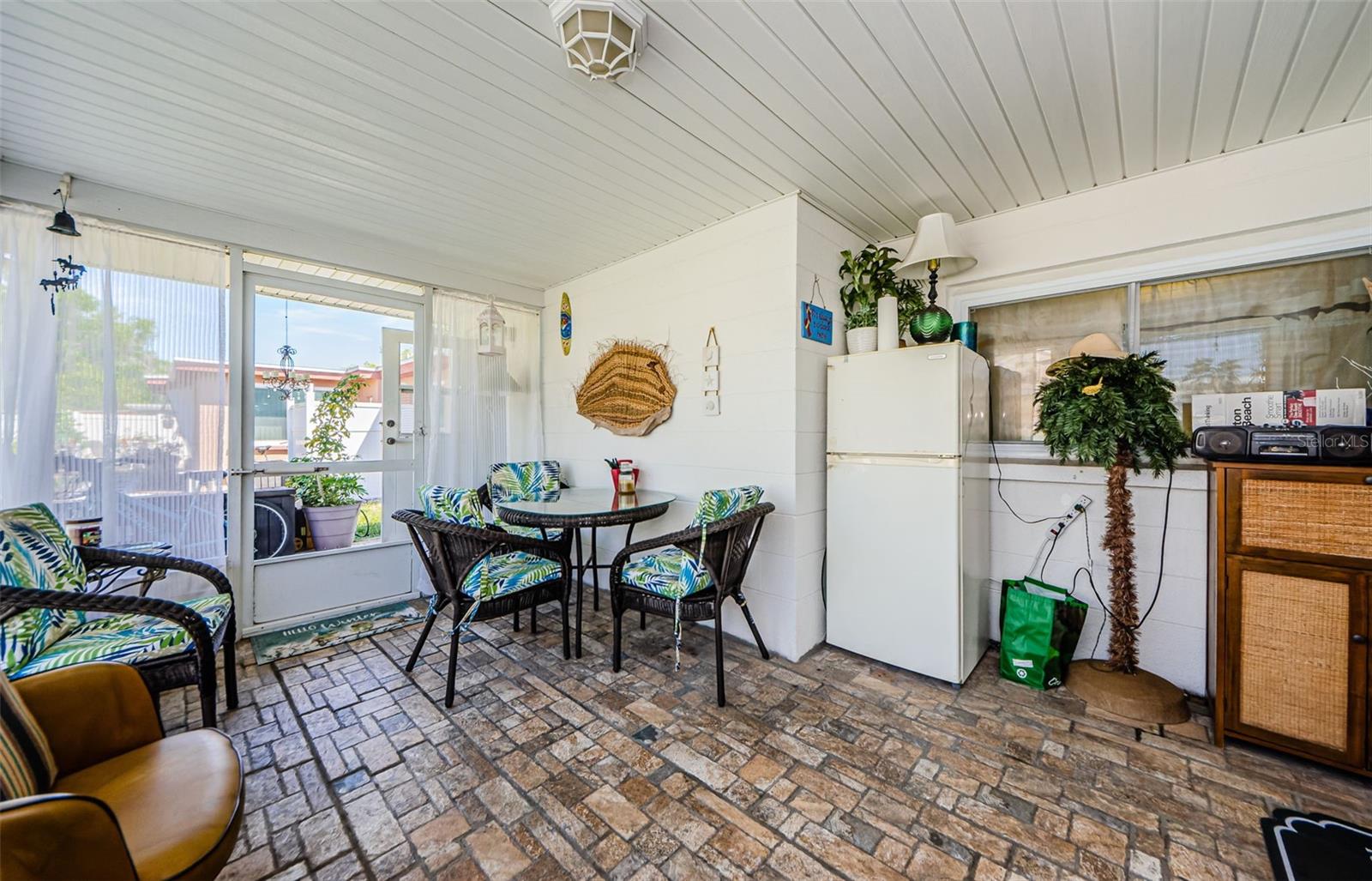 Listing photo id 45 for 4107 Glissade Drive