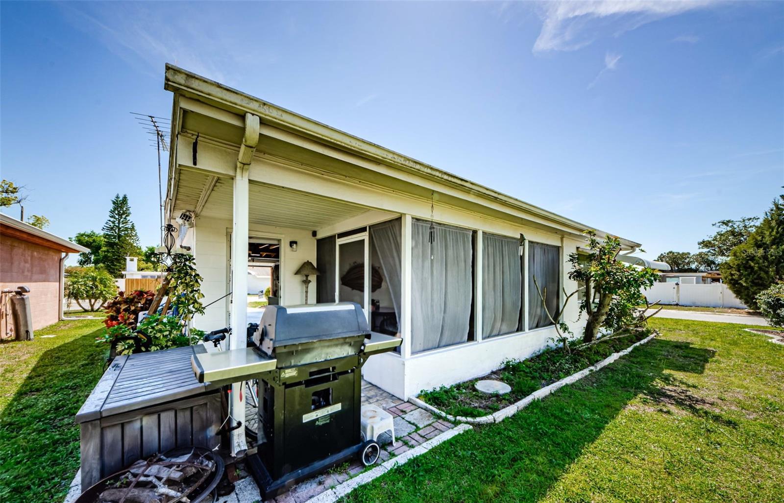 Listing photo id 47 for 4107 Glissade Drive