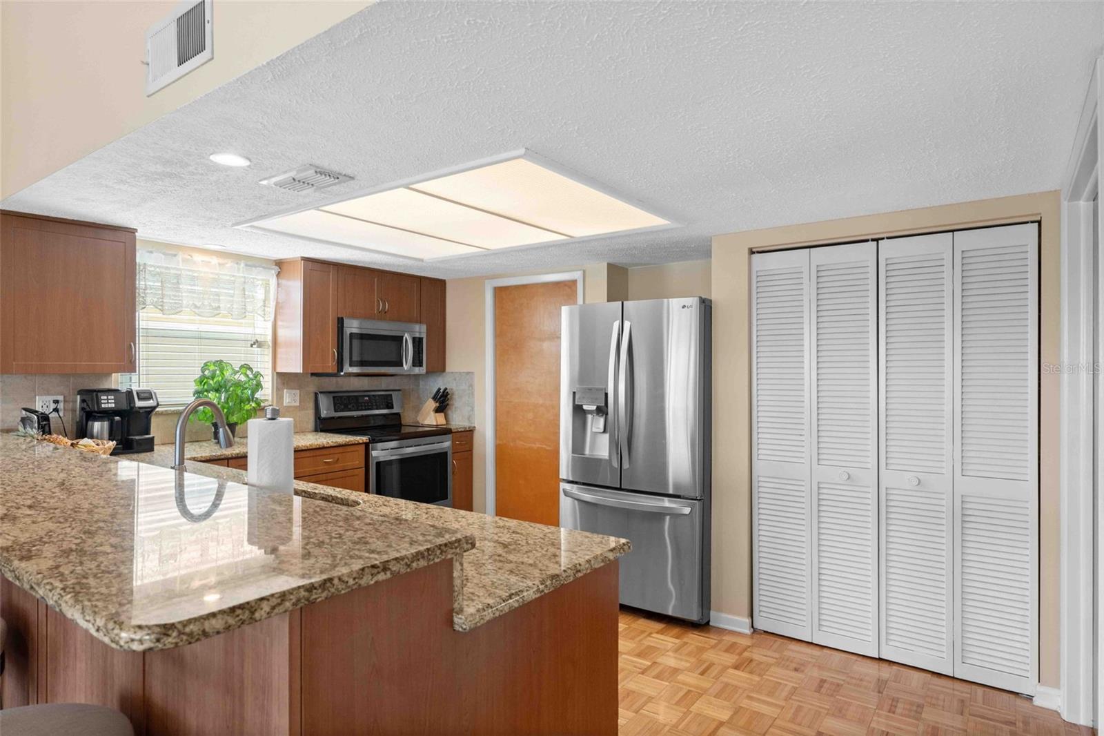 Image 23 of 43 For 4058 Centavo Court