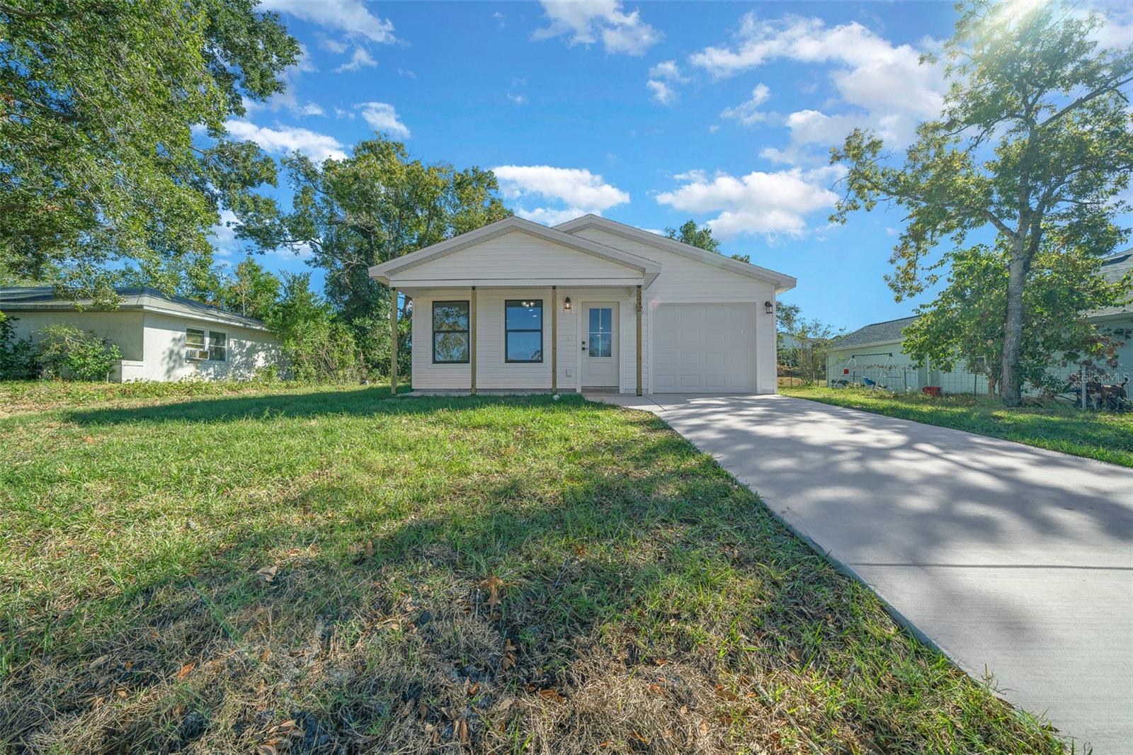 Image 2 of 24 For 3592 Arrowhead Avenue