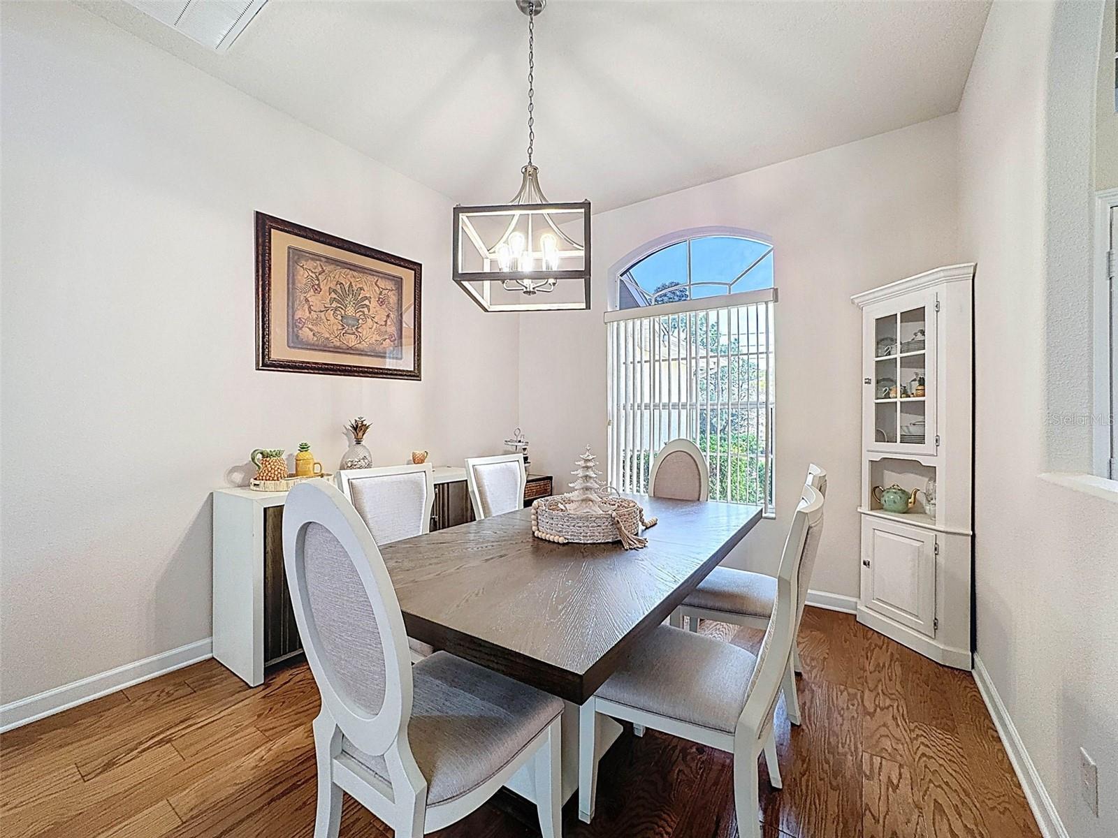 Image 15 of 65 For 184 Cypress Boulevard E