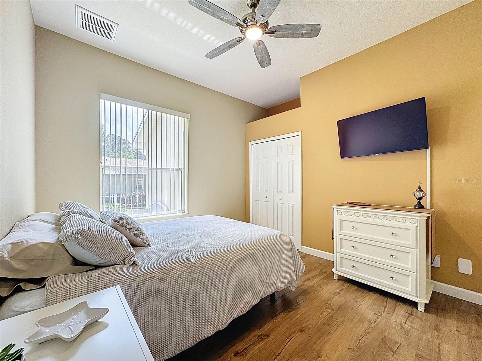 Image 17 of 65 For 184 Cypress Boulevard E