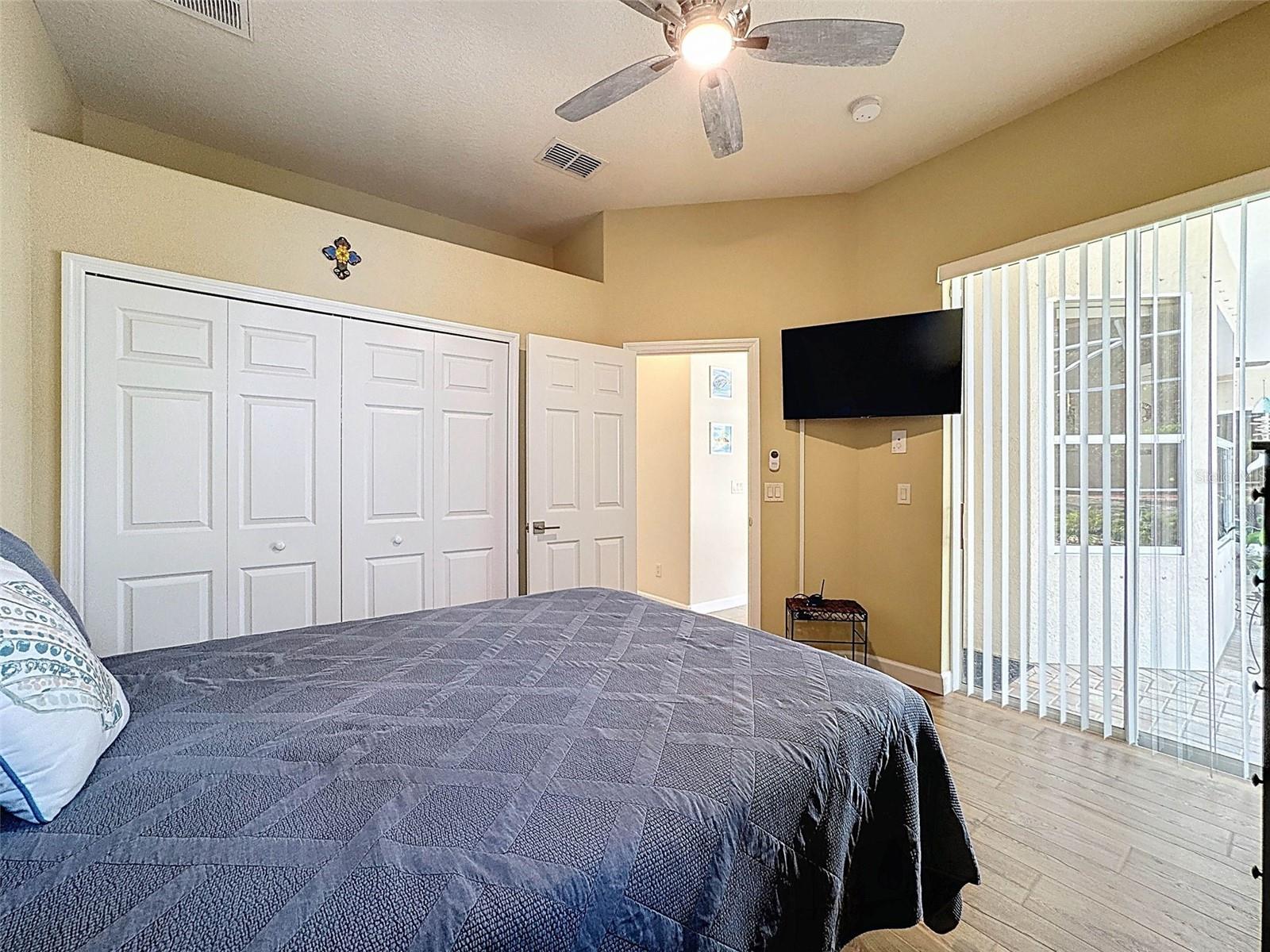 Image 23 of 65 For 184 Cypress Boulevard E