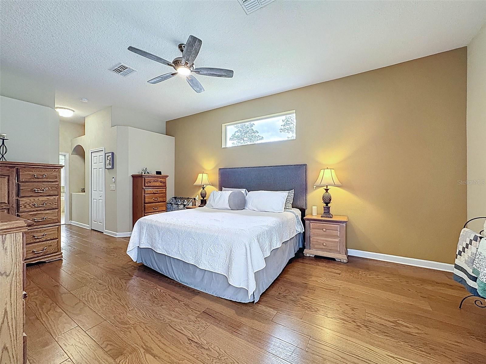 Image 27 of 65 For 184 Cypress Boulevard E
