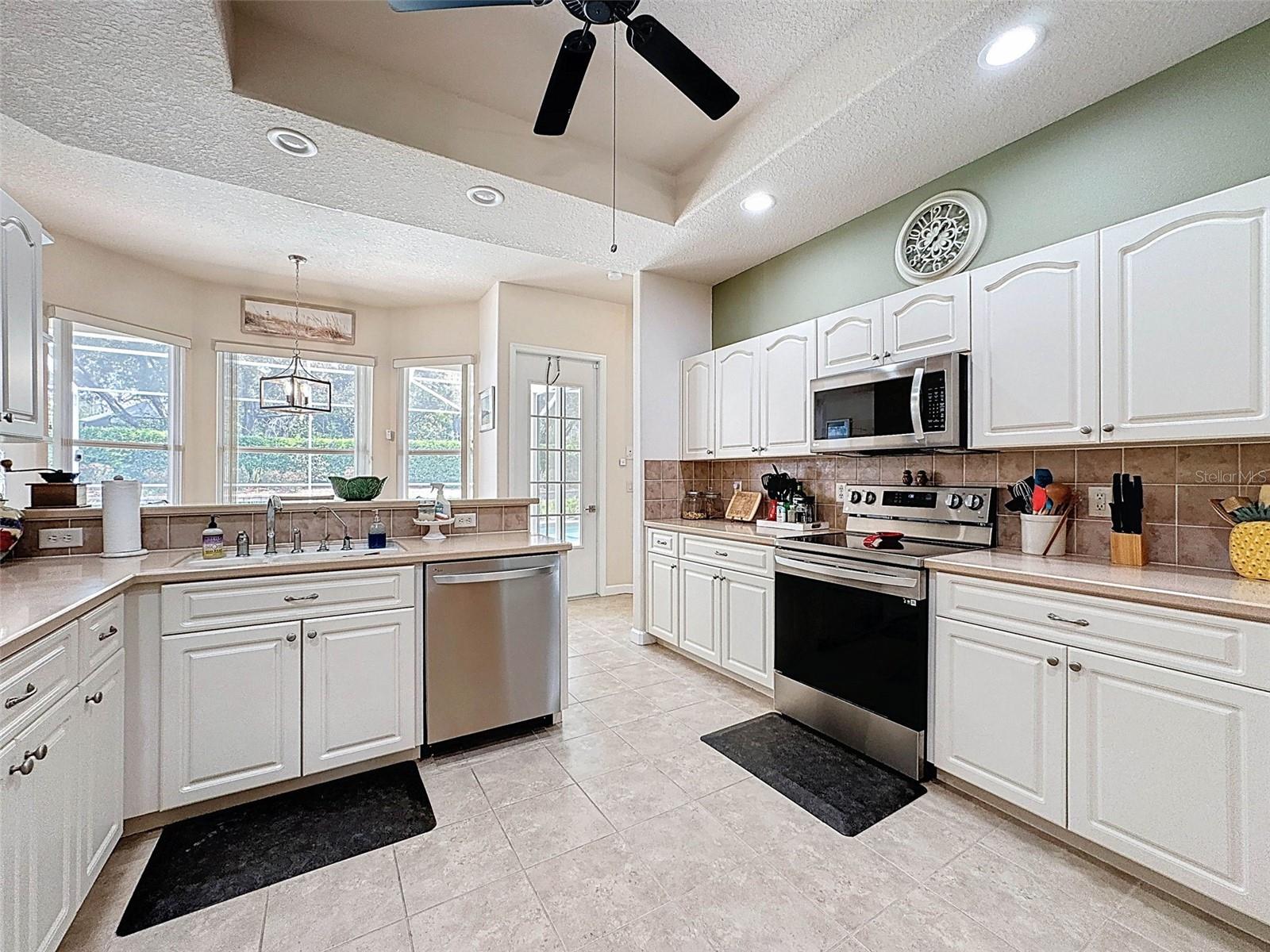 Image 37 of 65 For 184 Cypress Boulevard E