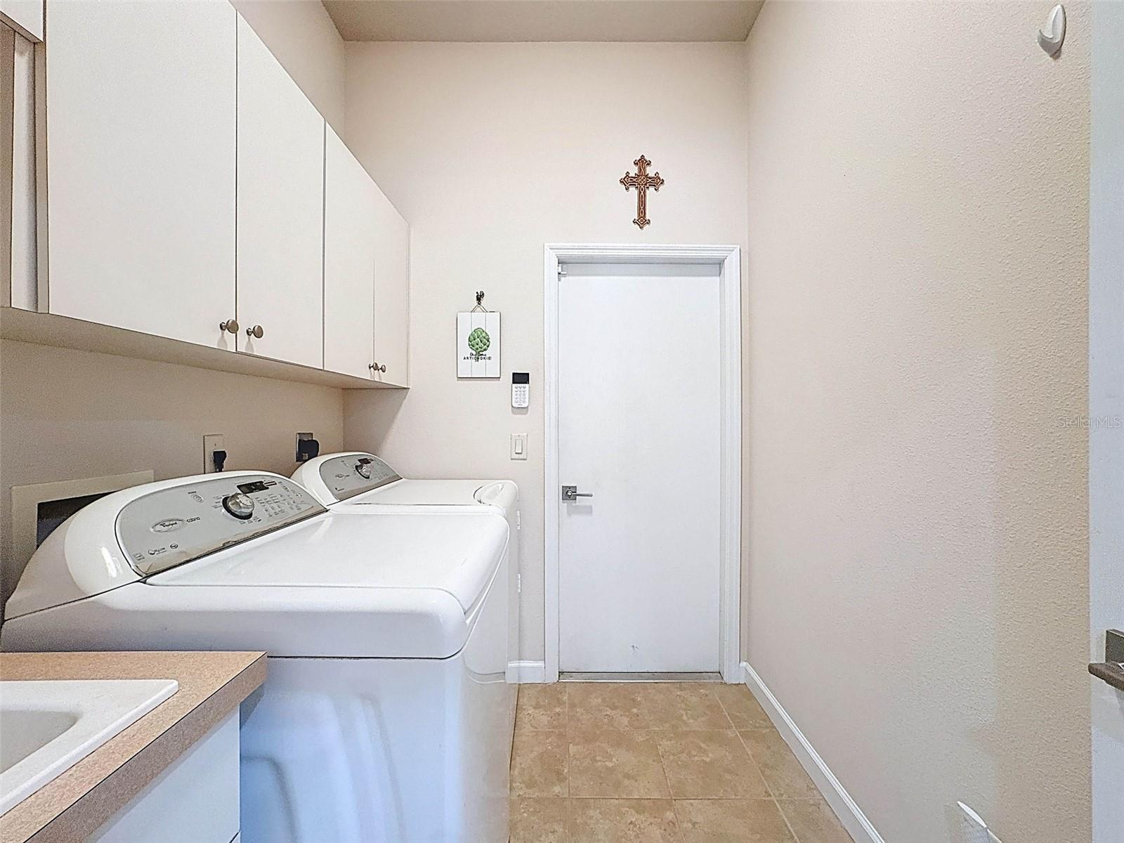 Image 45 of 65 For 184 Cypress Boulevard E