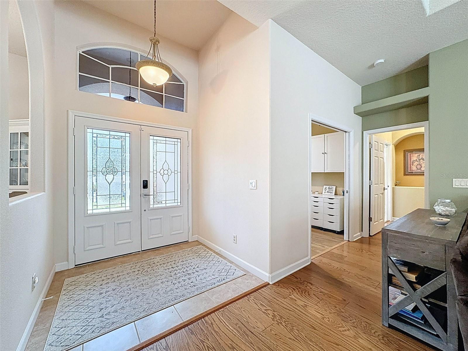Image 7 of 65 For 184 Cypress Boulevard E