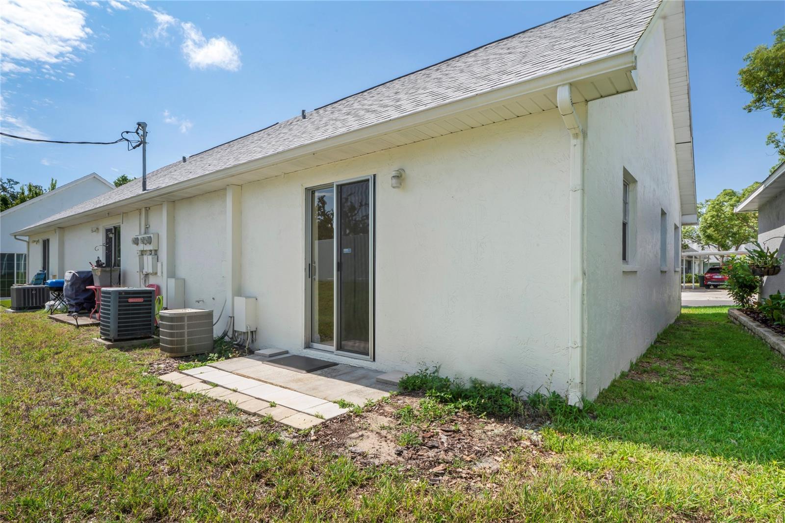 Listing photo id 29 for 6709 Devonshire Ln 10a