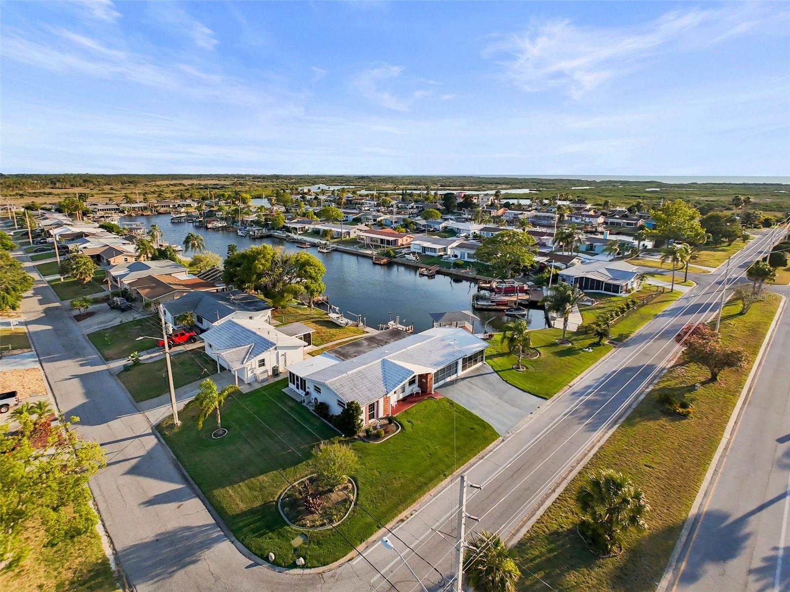 Image 18 of 23 For 6536 Beach Boulevard