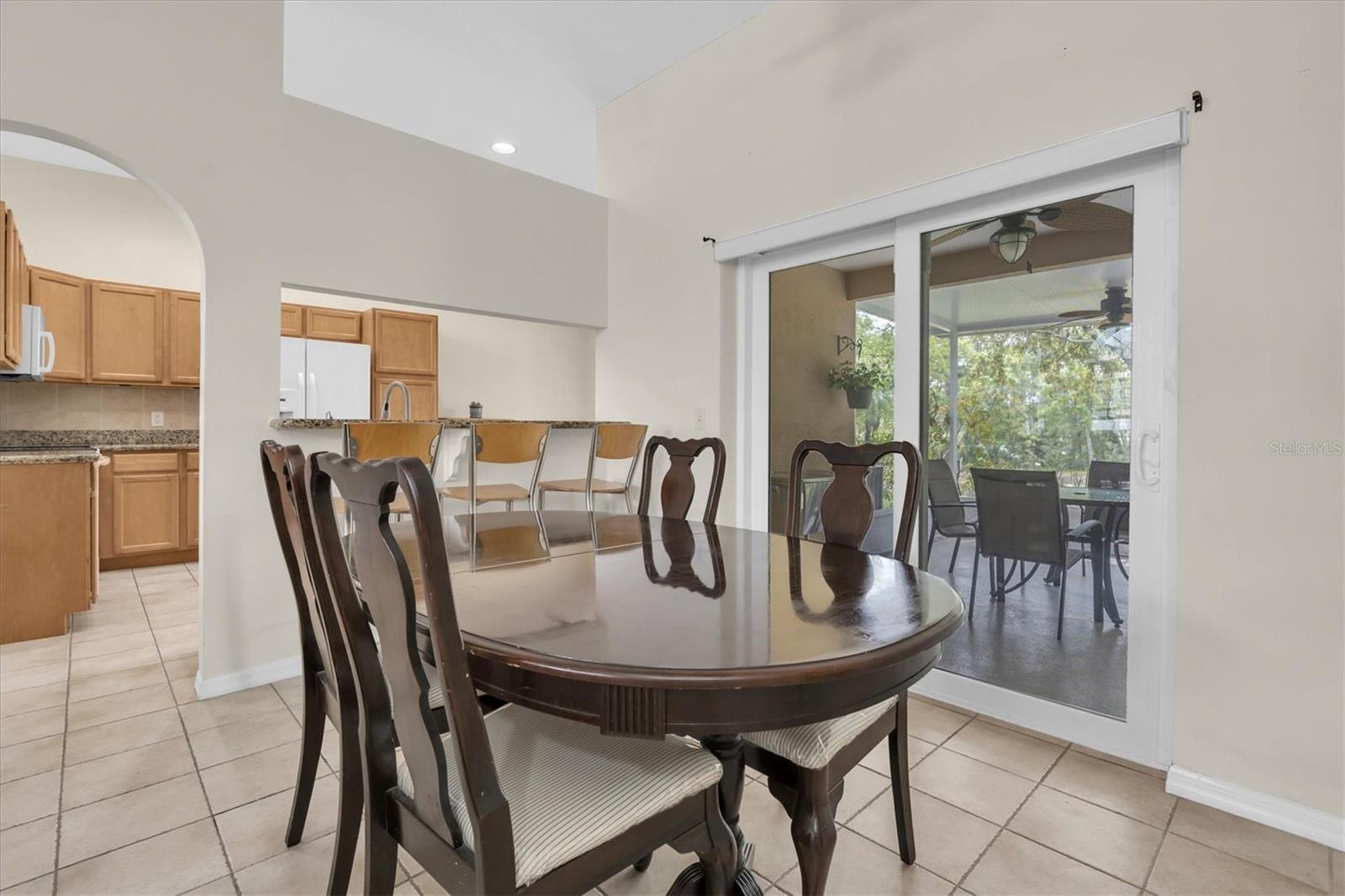 Image 12 of 30 For 9348 Villa Entrada