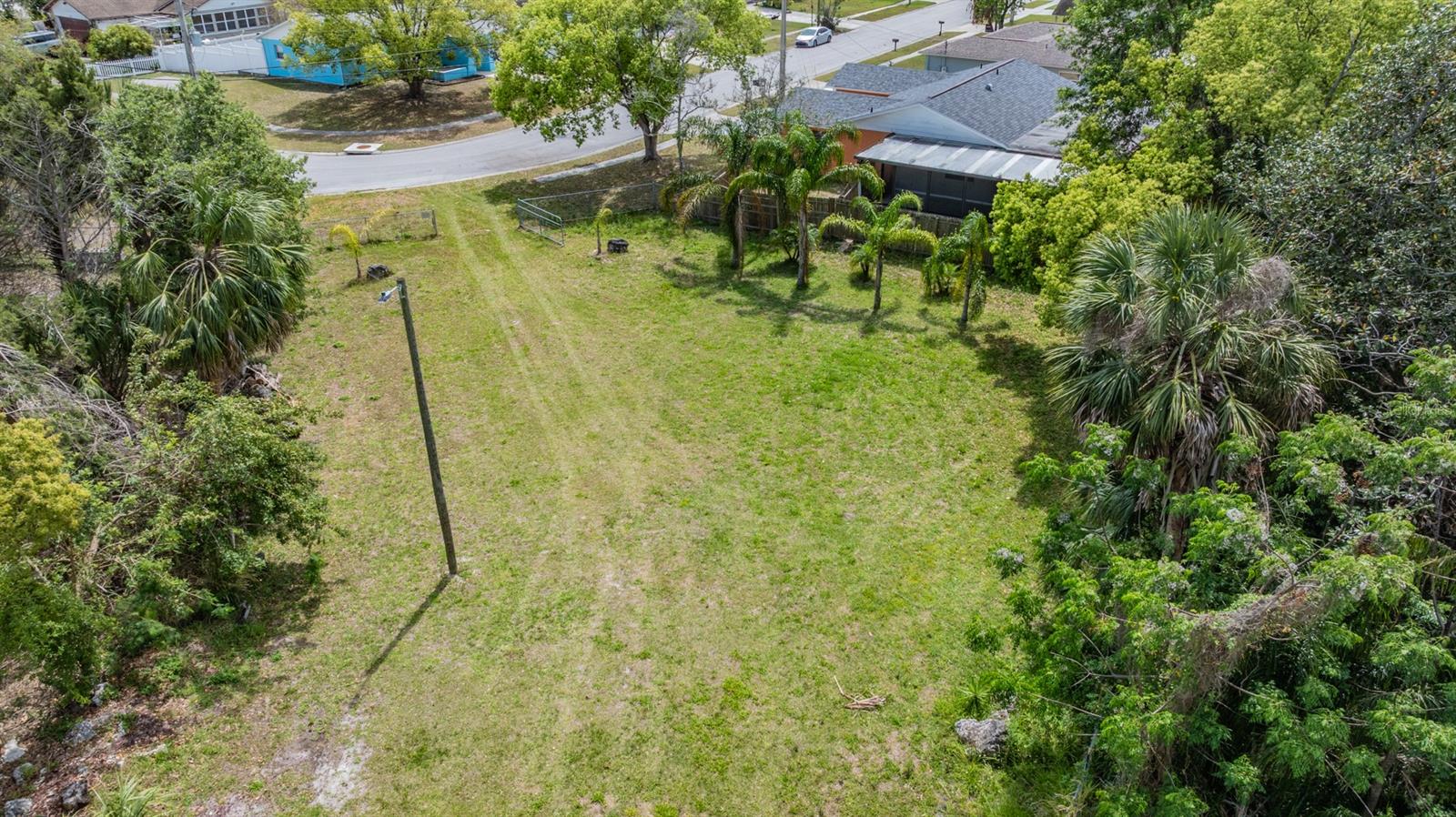 Listing photo id 15 for 0 Villa Drive