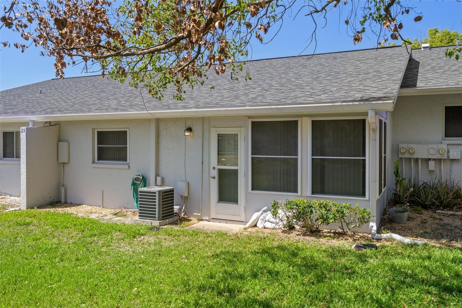 Image 19 of 32 For 12505 Dearborn Drive C